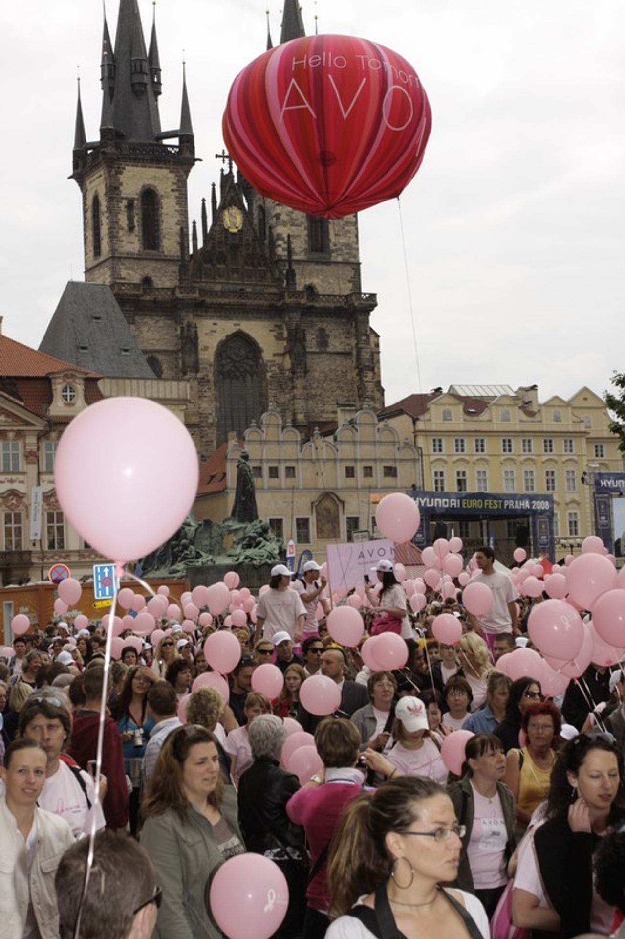Avon - Avon pochod proti rakovině prsu (7/11)