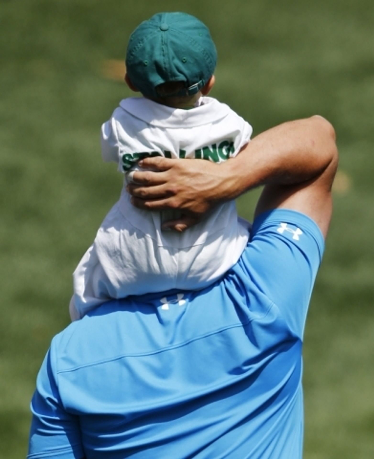 Golfisté vzali na green v Augustě naličké potomky - 4 - GALERIE: Golfové hvězdy se na Masters pochlubily roztomilými potomky (6/8)