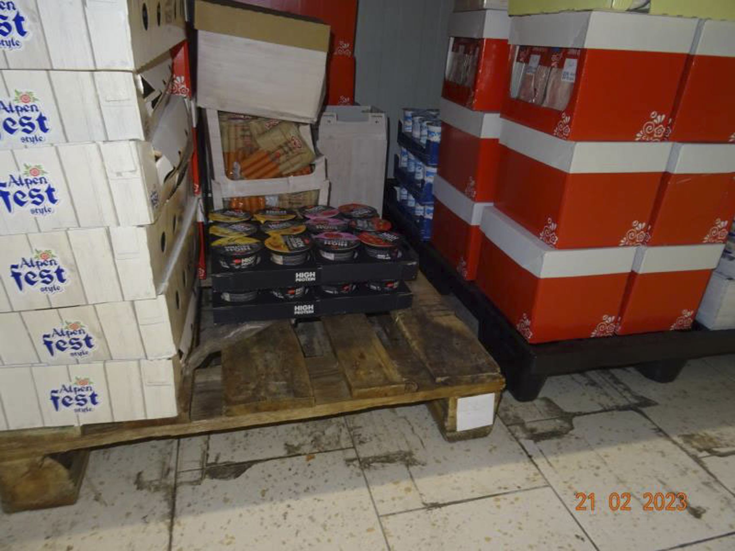 Uzavřená provozovna Lidl (6) - Uzavřená provozovna Lidl (12/12)