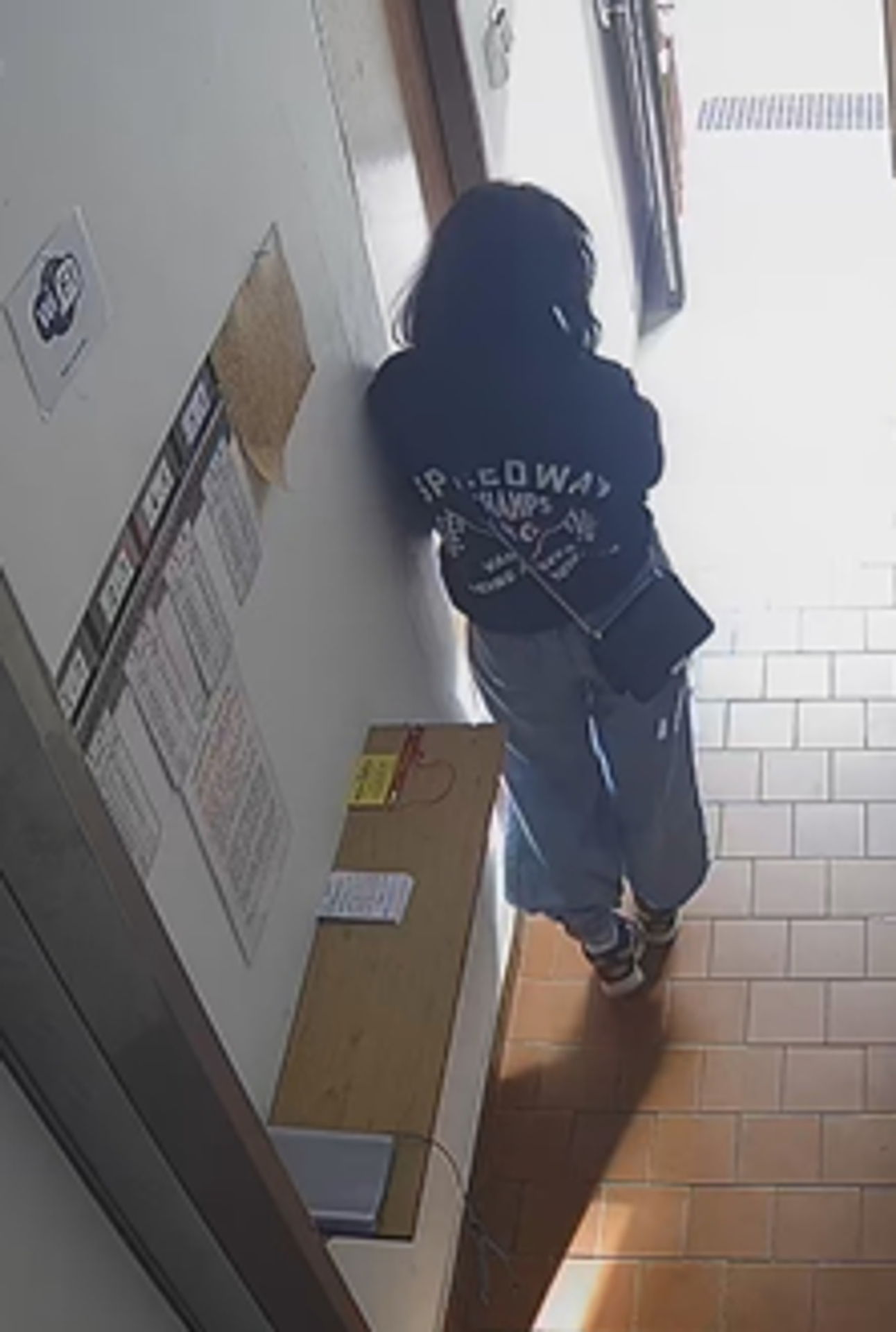 Policie pátrá po totožnosti neznámé ženy - Policie pátrá po totožnosti neznámé ženy (3/4)