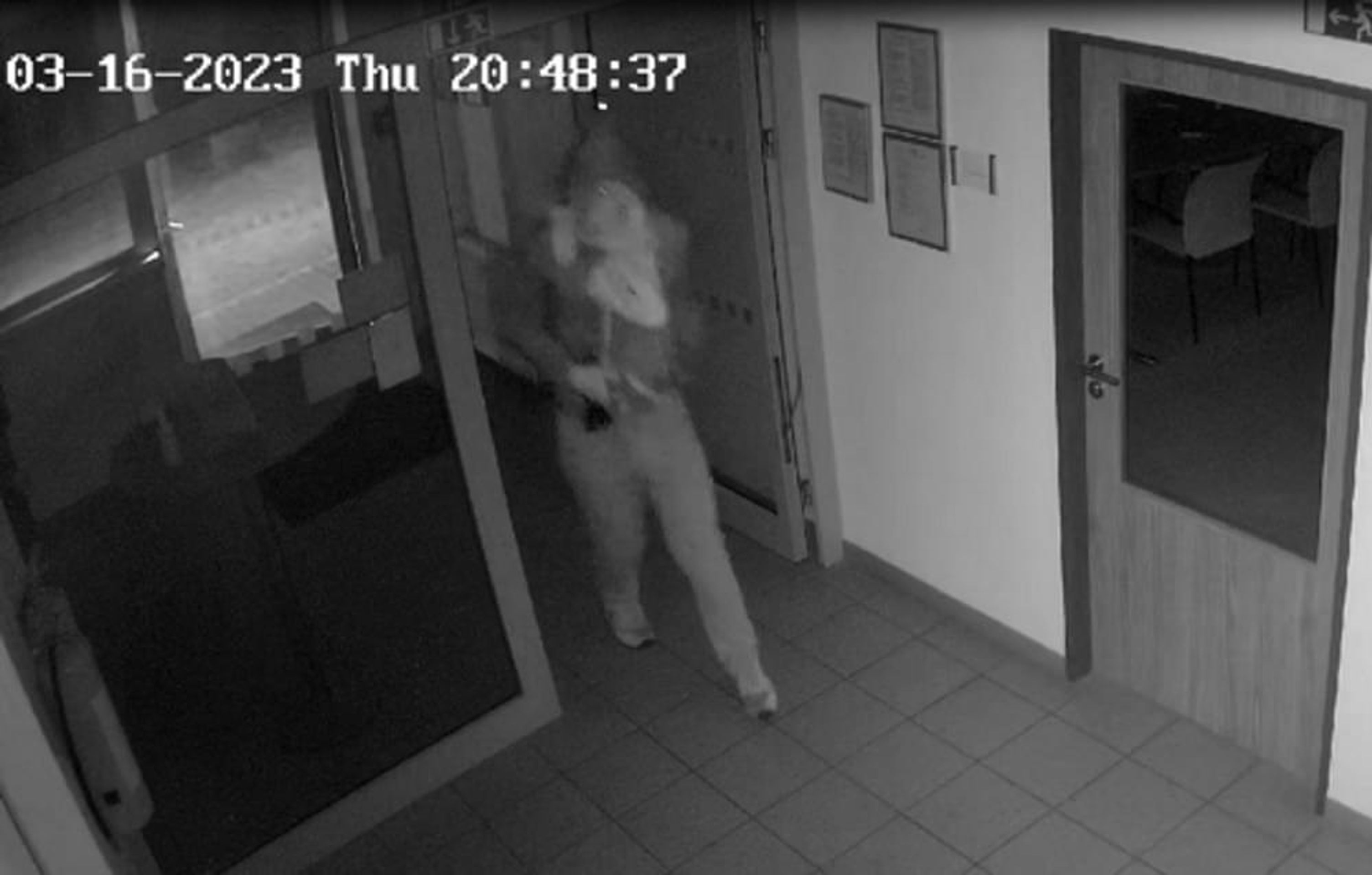 Policie hledá sabotéra z plzeňské továrny - Policejní pátrání (3/3)