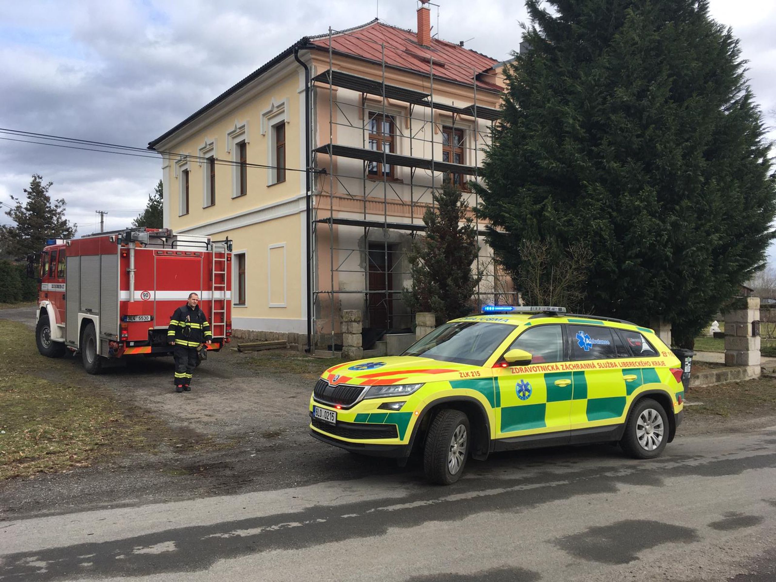 Vážná nehoda na Českolipsku - GALERIE: Vážná nehoda na Českolipsku (2/3)