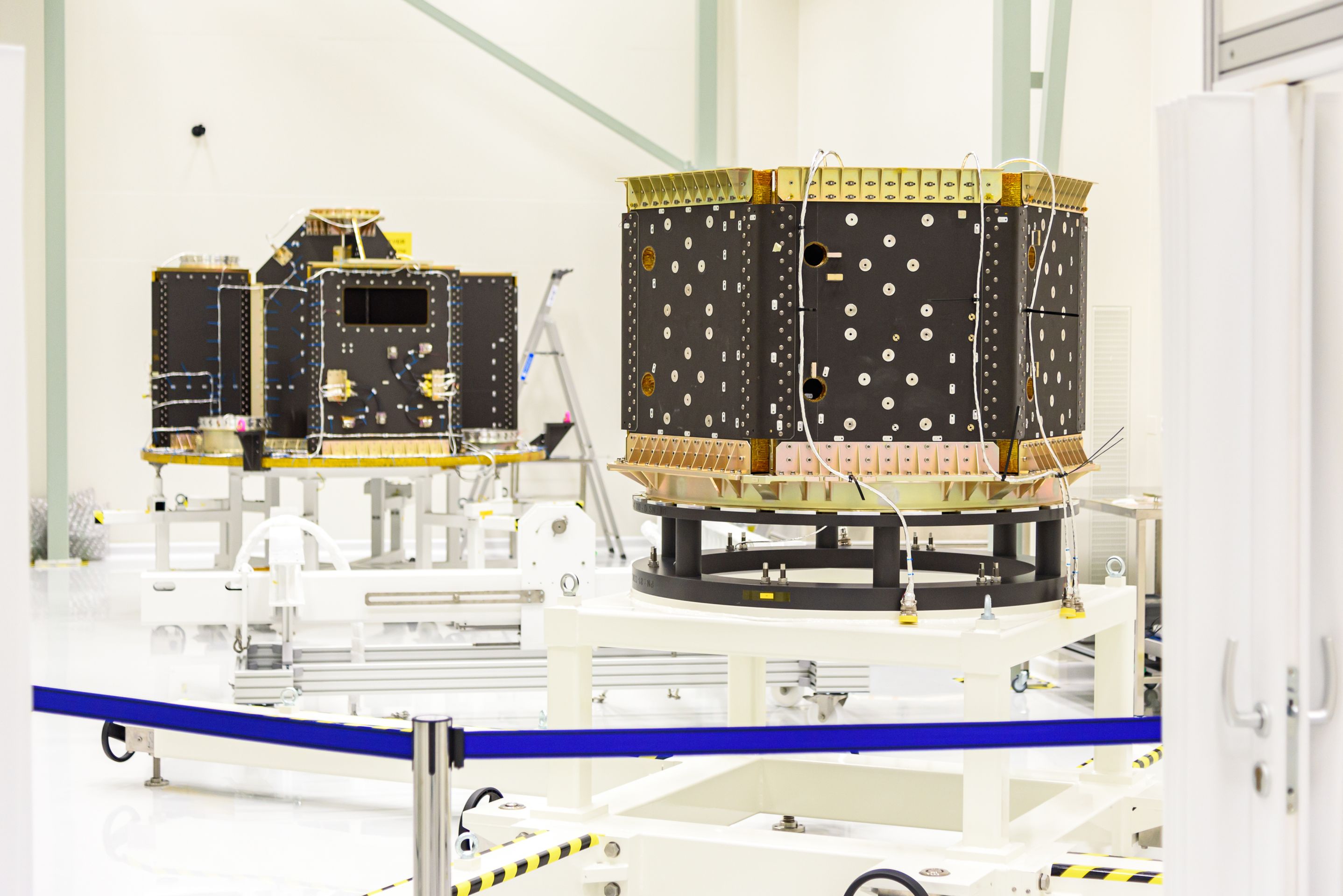 Češi vyvinuli nosič pro raketu VEGA - 1 - Galerie: Česká vlajka bude poprvé na plášti evropské rakety (9/9)