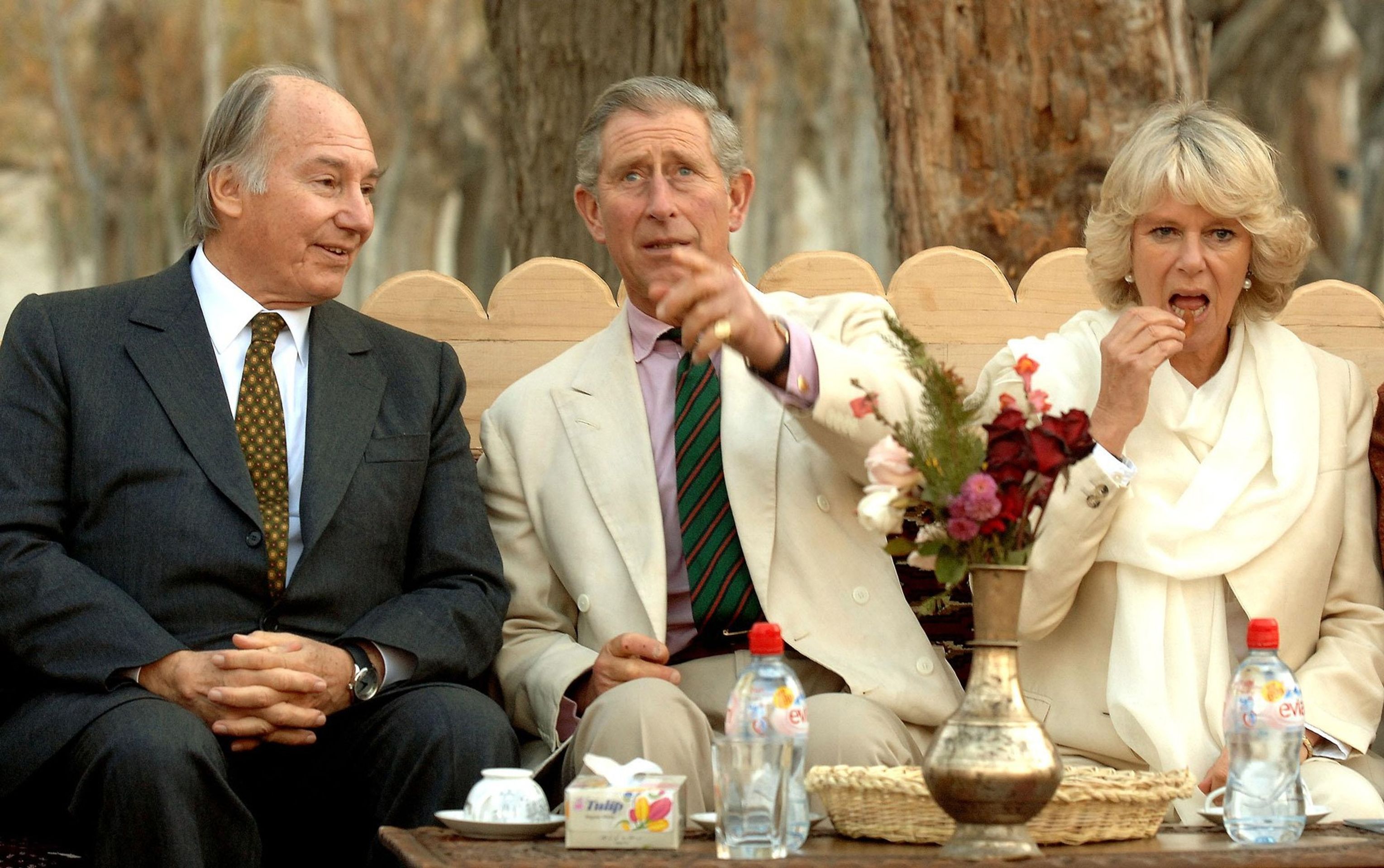 Aga Khan a s nyní králem Karlem III. a královnou Camillou, 3. 11. 2006 - Aga Khan (2/3)