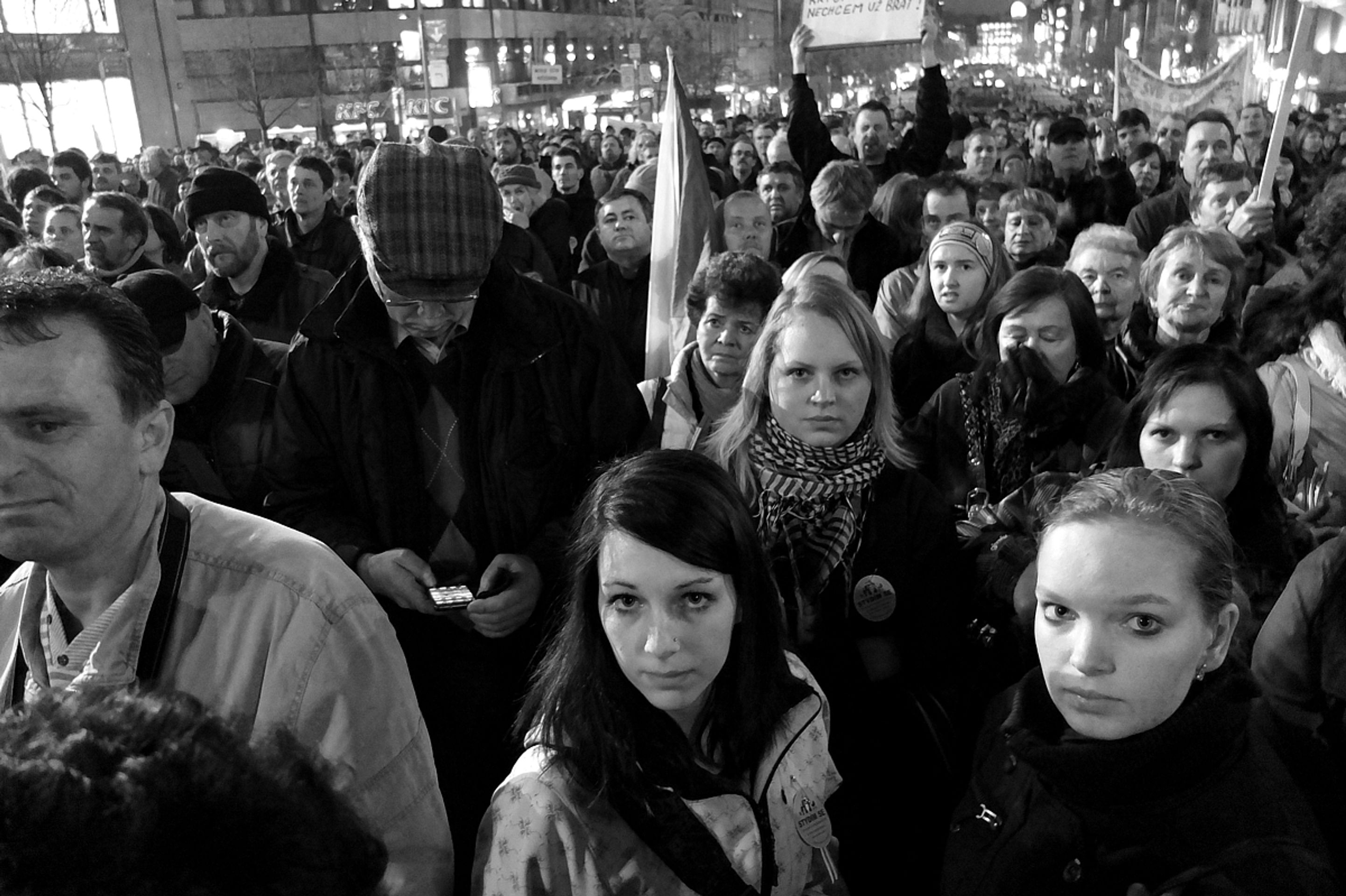 Demonstrace proti vládě - 4 - Demonstrace proti vládě (4/17)