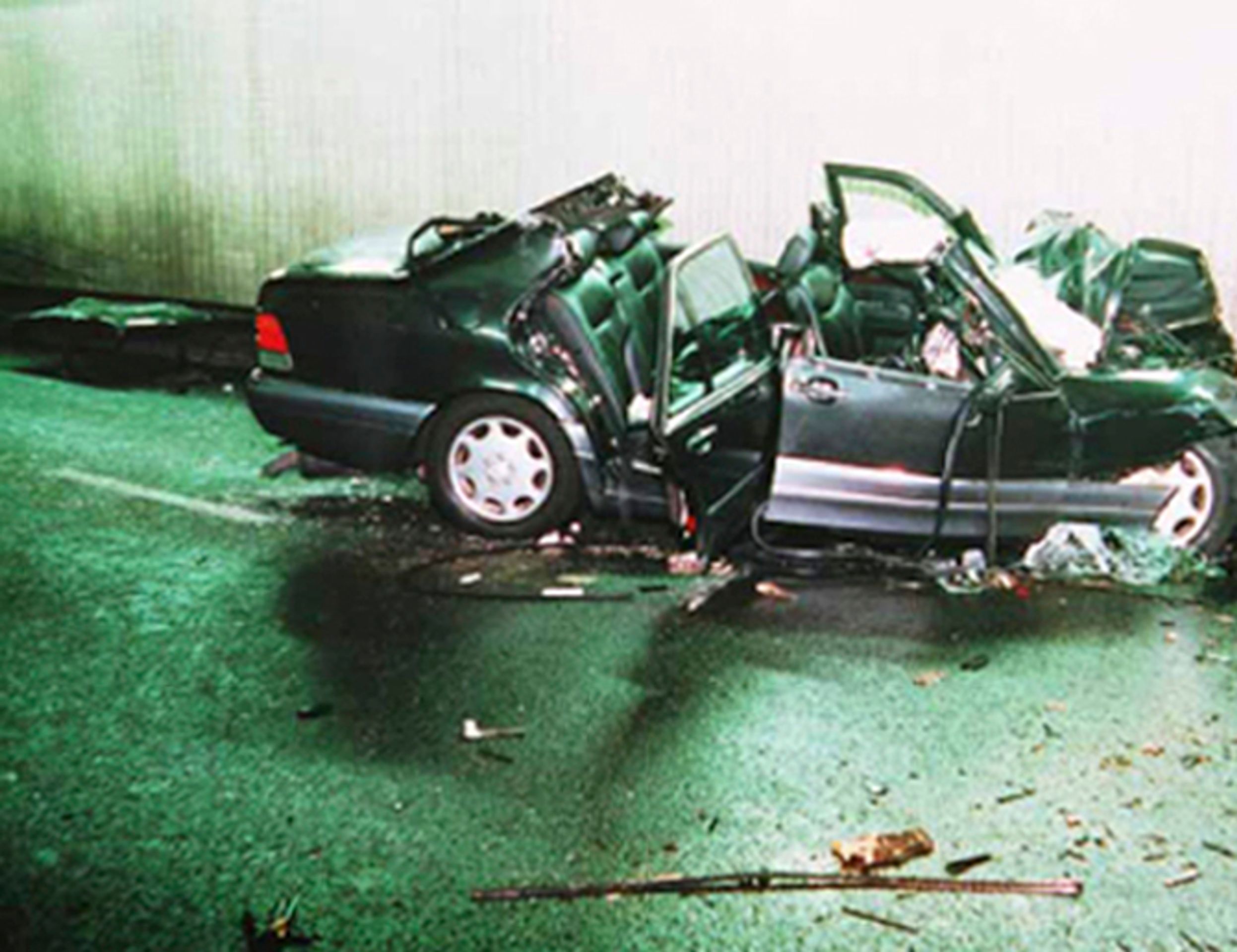 Princezna Diana - nehoda - 1 - GALERIE: Tragická smrt princezny Diany (2/7)