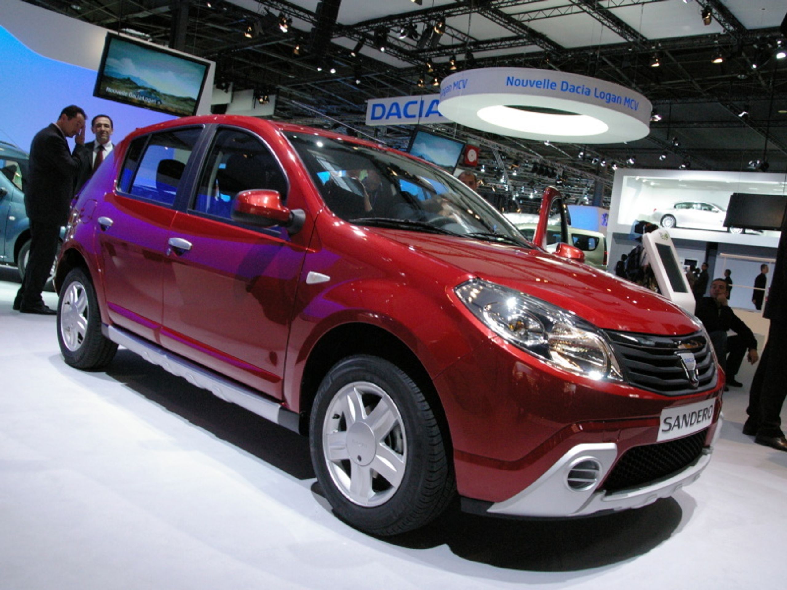 Dacia Sandero Stepway - GALERIE paříž sériovky (14/36)