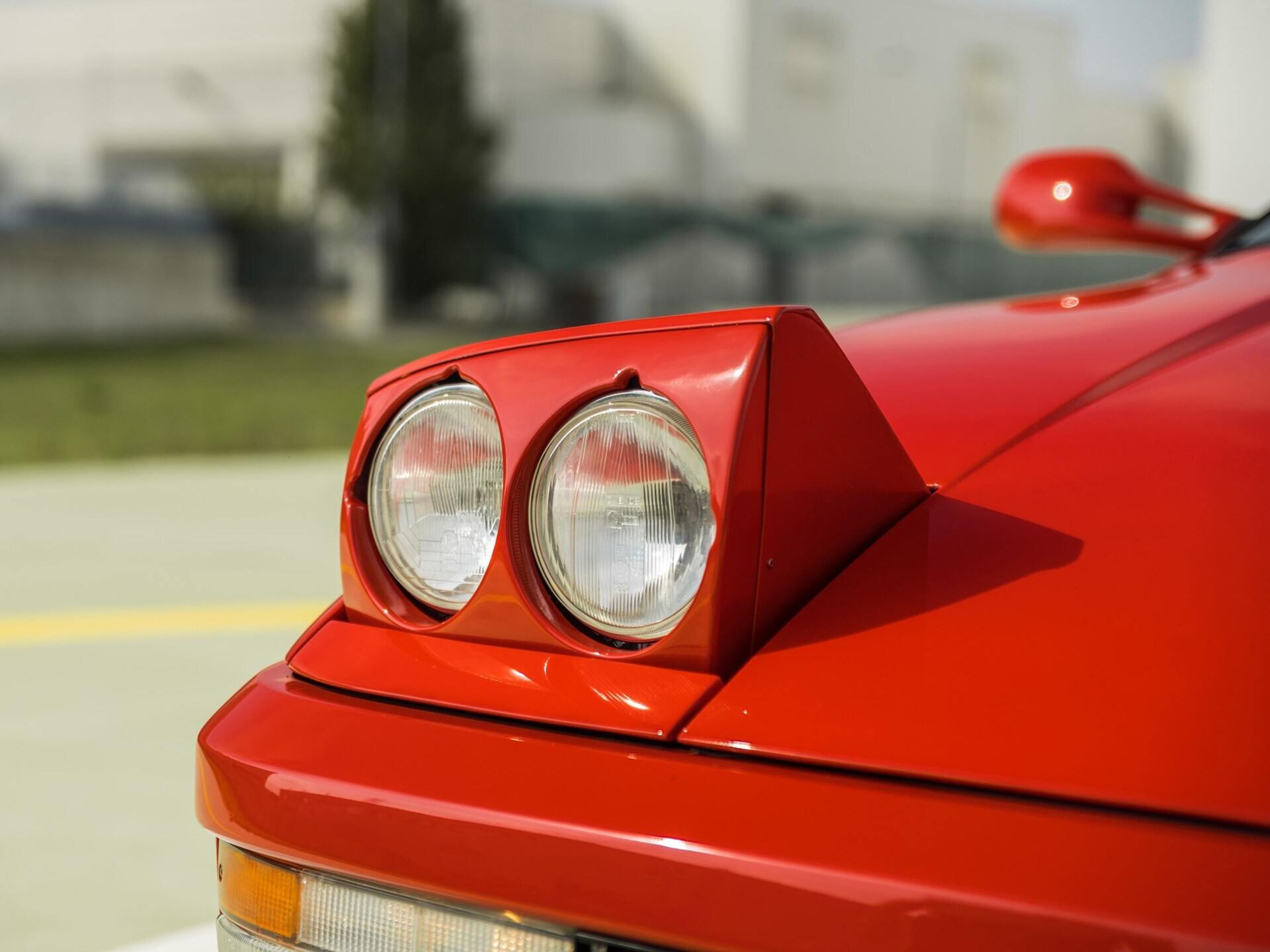 Ferrari Testarossa Spider z roku 1990 - Prohlédněte si ultravzácné Ferrari Testarossa Spider z roku 1990 za 40 milionů (8/19)