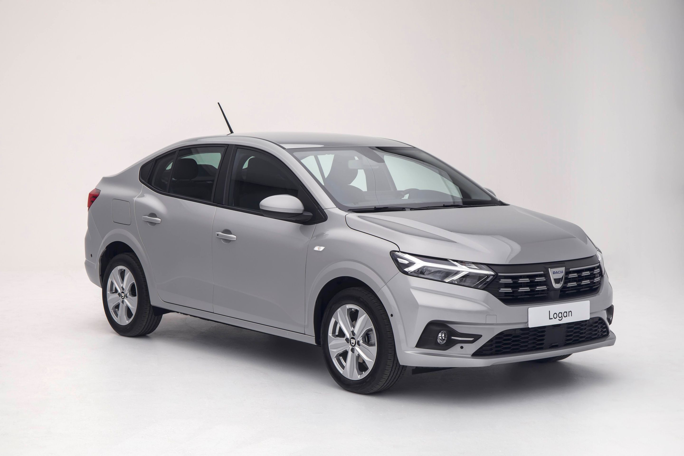 Nová generace modelů Dacia Logan, Sandero a Sandero Stepway - 48 - Fotogalerie: Dacia ukázala novou generaci tří stěžejních modelů (7/23)