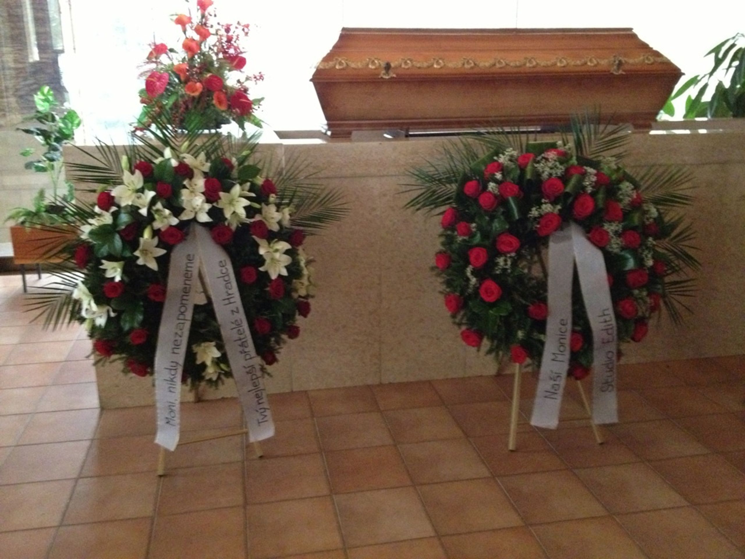 Poslední rozloučení se zavražděnou Monikou Barbaričovou - 4 - GALERIE: Pohřeb zavražděné Moniky Barbaričové (1/4)
