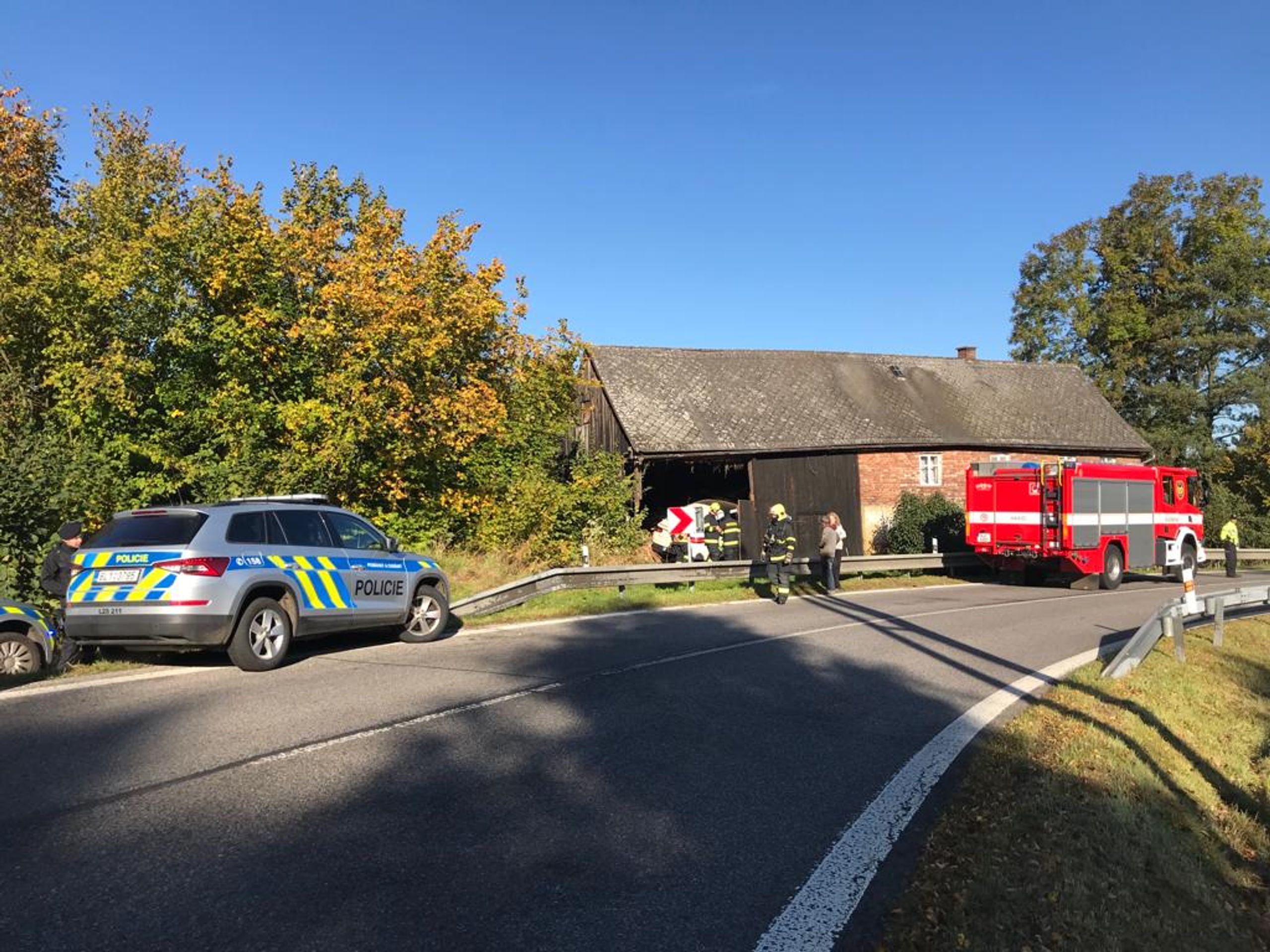 Policejní zásah - Policejní zásah v obci Pertoltice (1/7)
