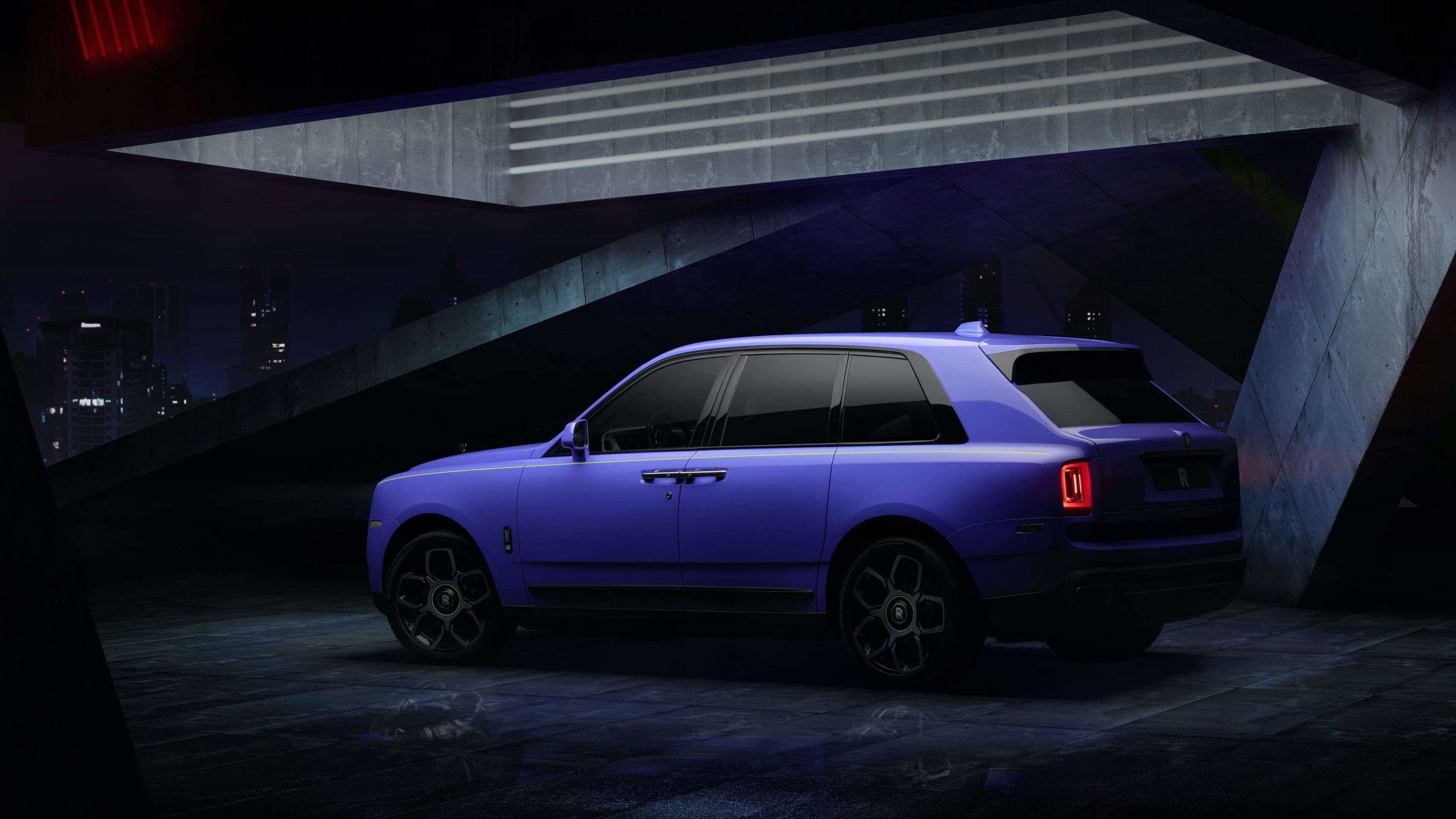 Vozy Rolls-Royce z edice Neon Nights - 18 - Fotogalerie: Jak se vám líbí rollsy v divokých barvách? (8/11)
