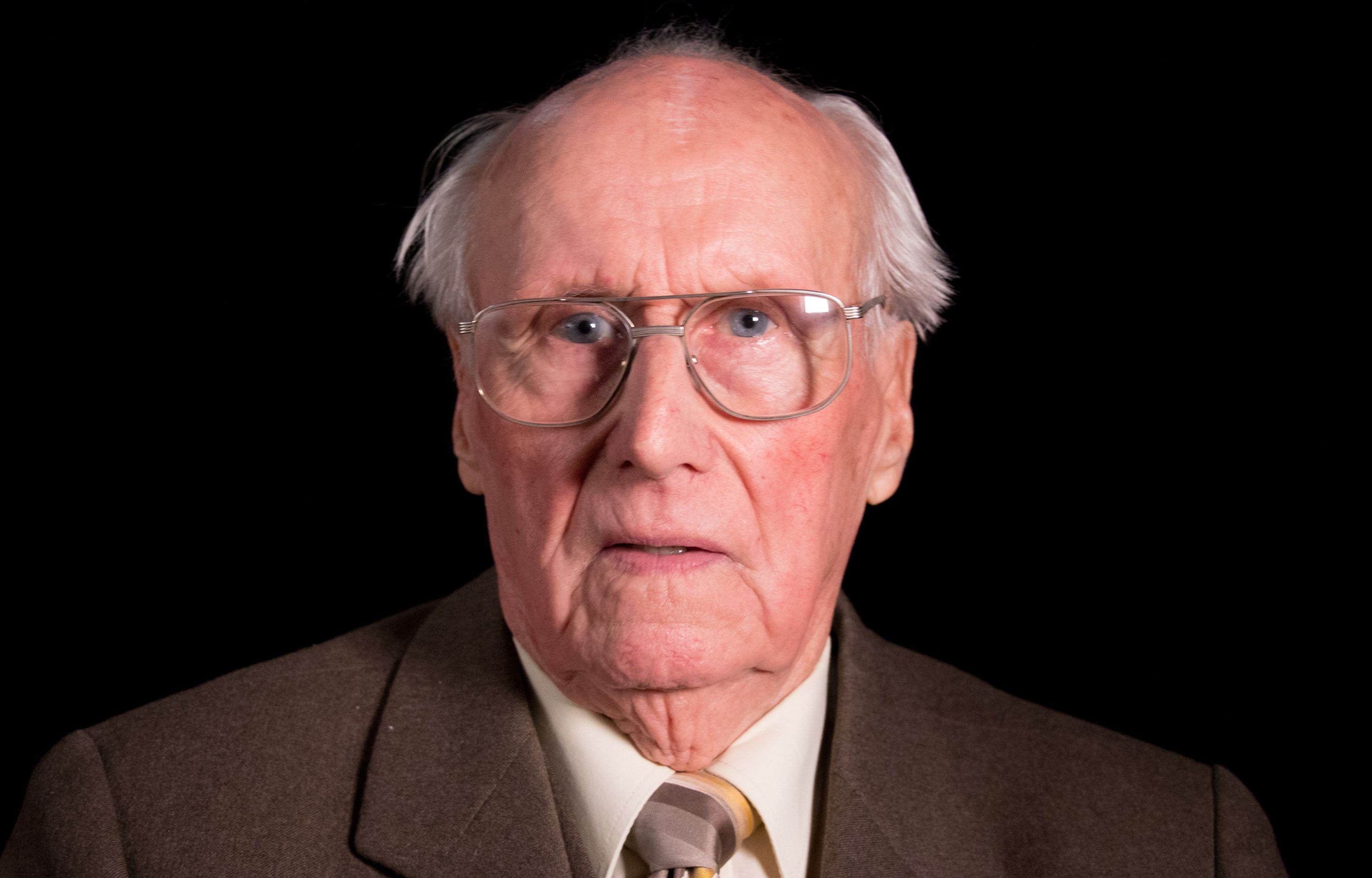 Karel Ellinger (4) - Karel Ellinger (5/5)