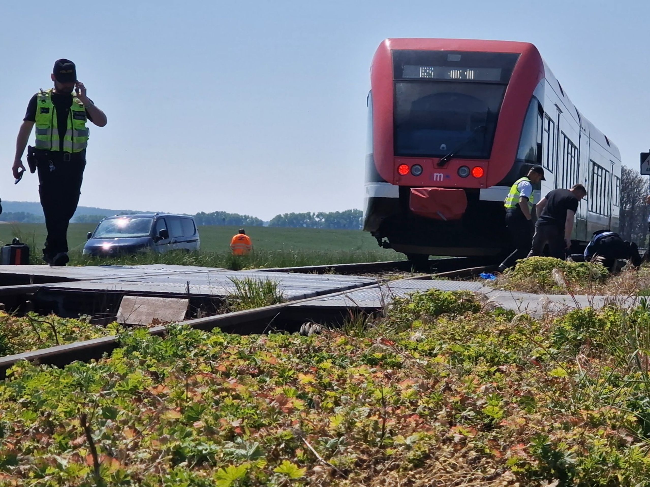Cyklista nepřežil srážku s vlakem - Tragická nehoda na Hodonínsku (3/4)