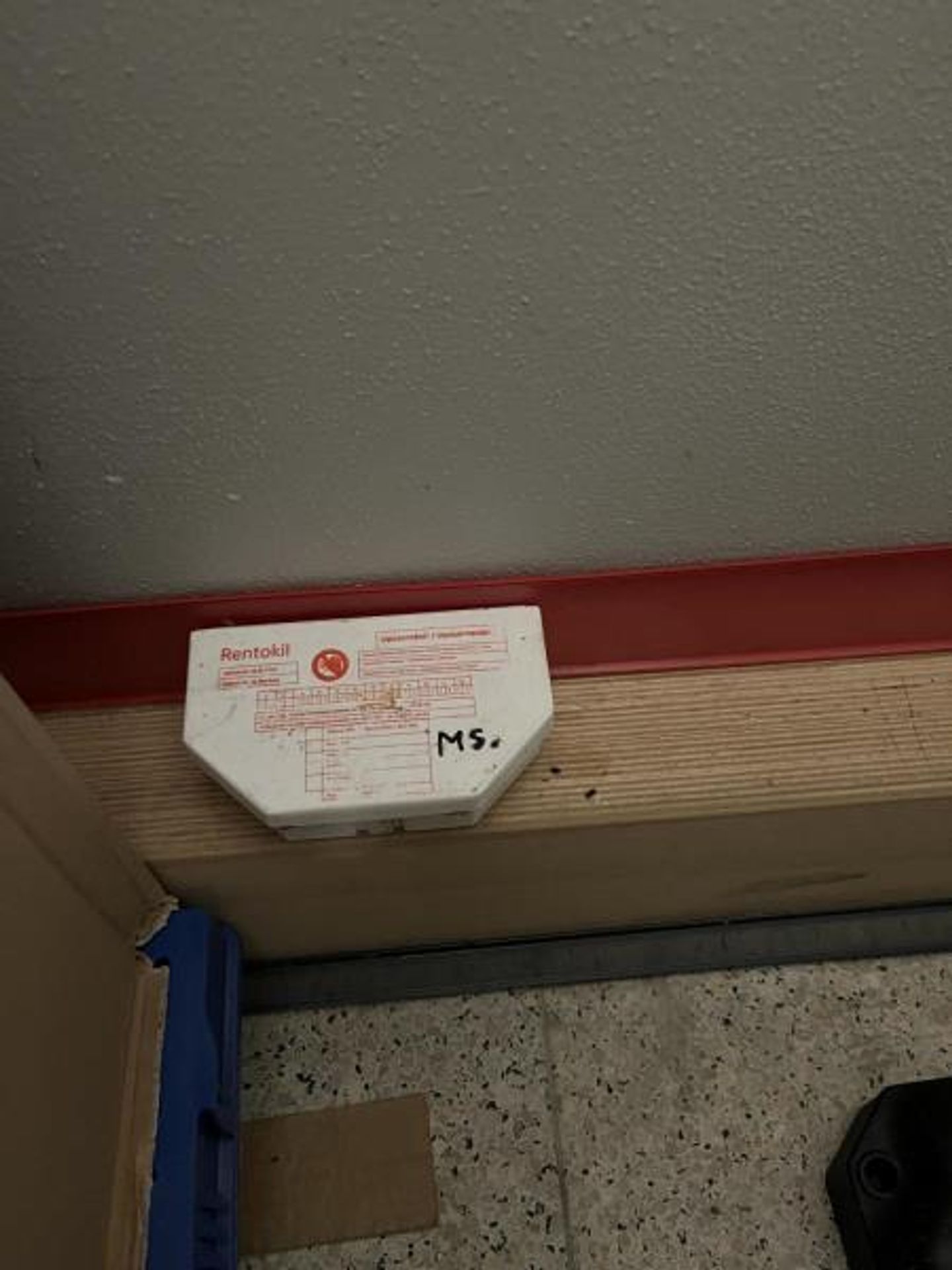 Část provozovny musela být uzavřena (13) - Penny - část provozovny musela být uzavřena (10/11)