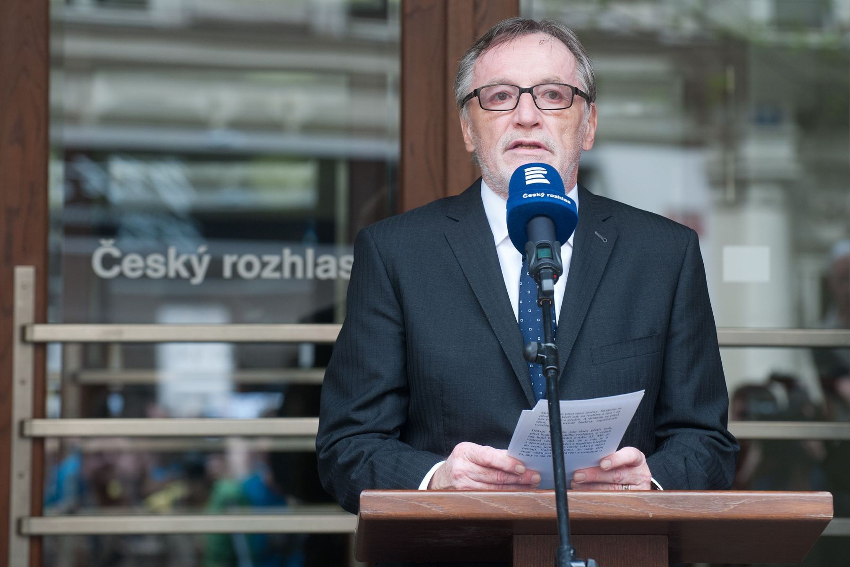 Pieta před Českým rozhlasem - 3 - GALERIE: Pieta před rozhlasem (8/15)