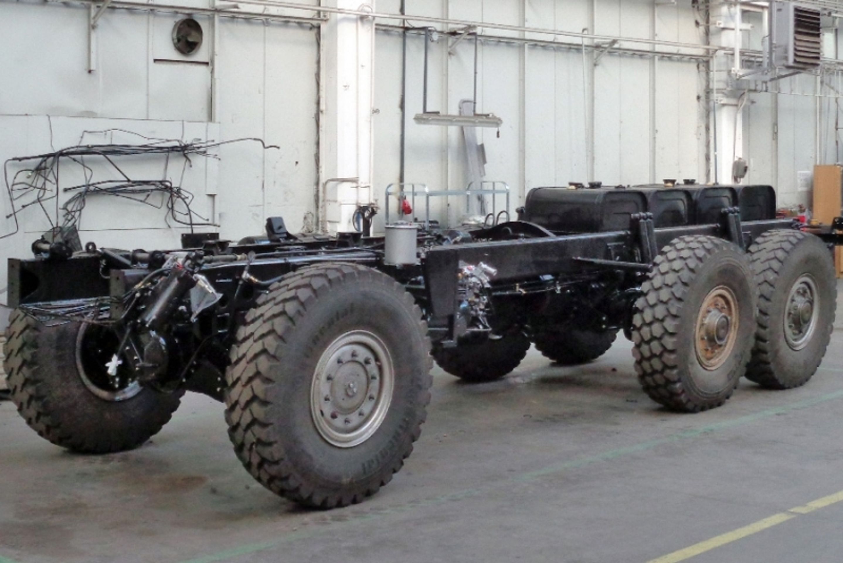 Tatra - 28 - GALERIE: Renovace závodní Tatry 815 6x6 VE "Ostrý-II" (7/16)