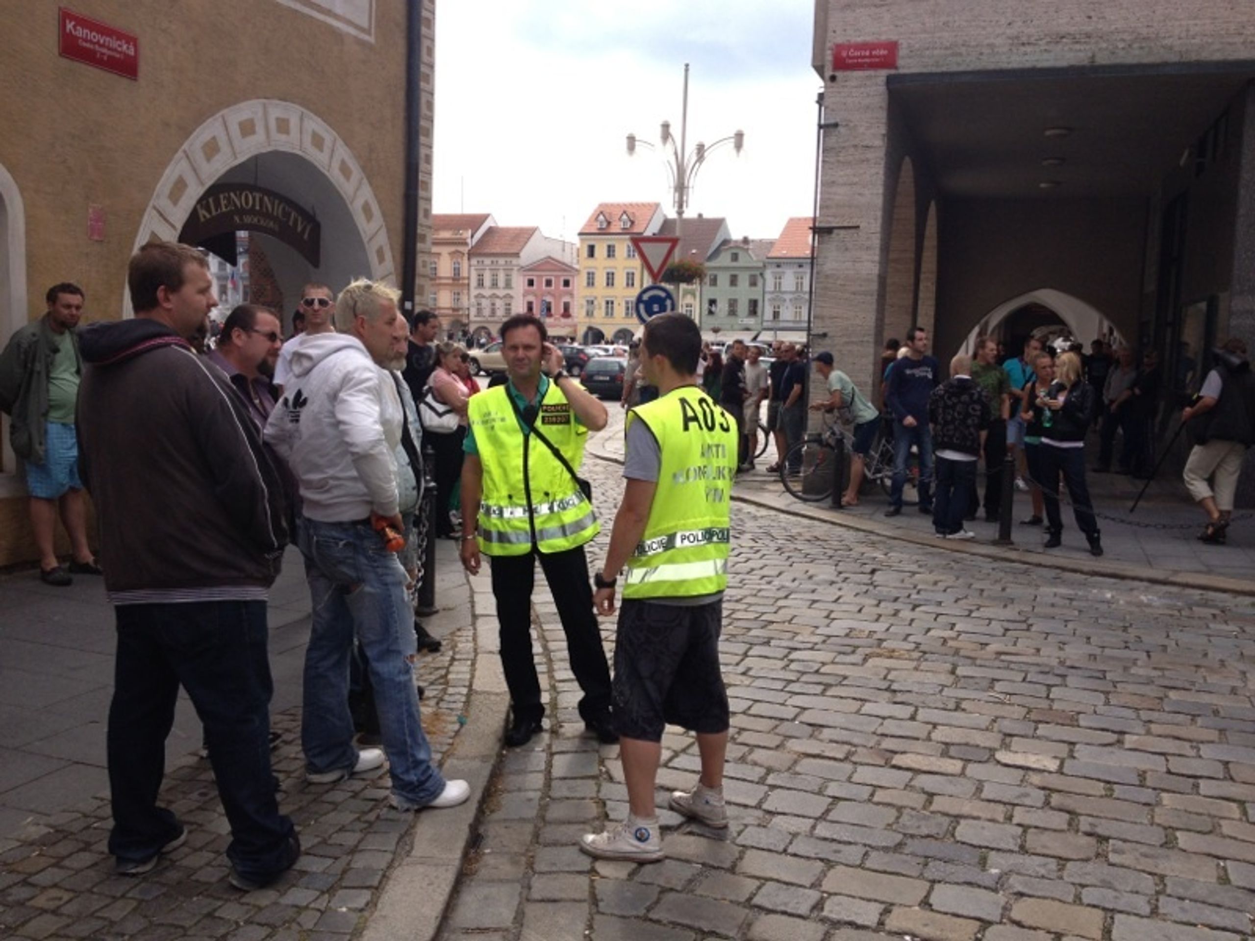 Demonstrace v Českých Budějovicích - 1 - GALERIE: Nepokoje v Českých Budějovicích (5/13)