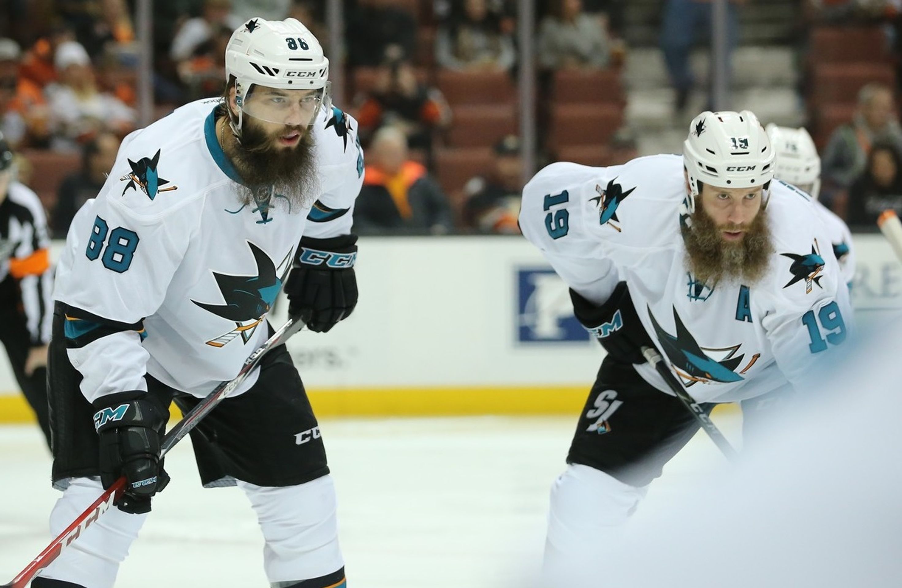 Brent Burns a Joe Thornton - GALERIE: Hokejista Joe Thornton a jeho věhlasný plnovous (2/4)