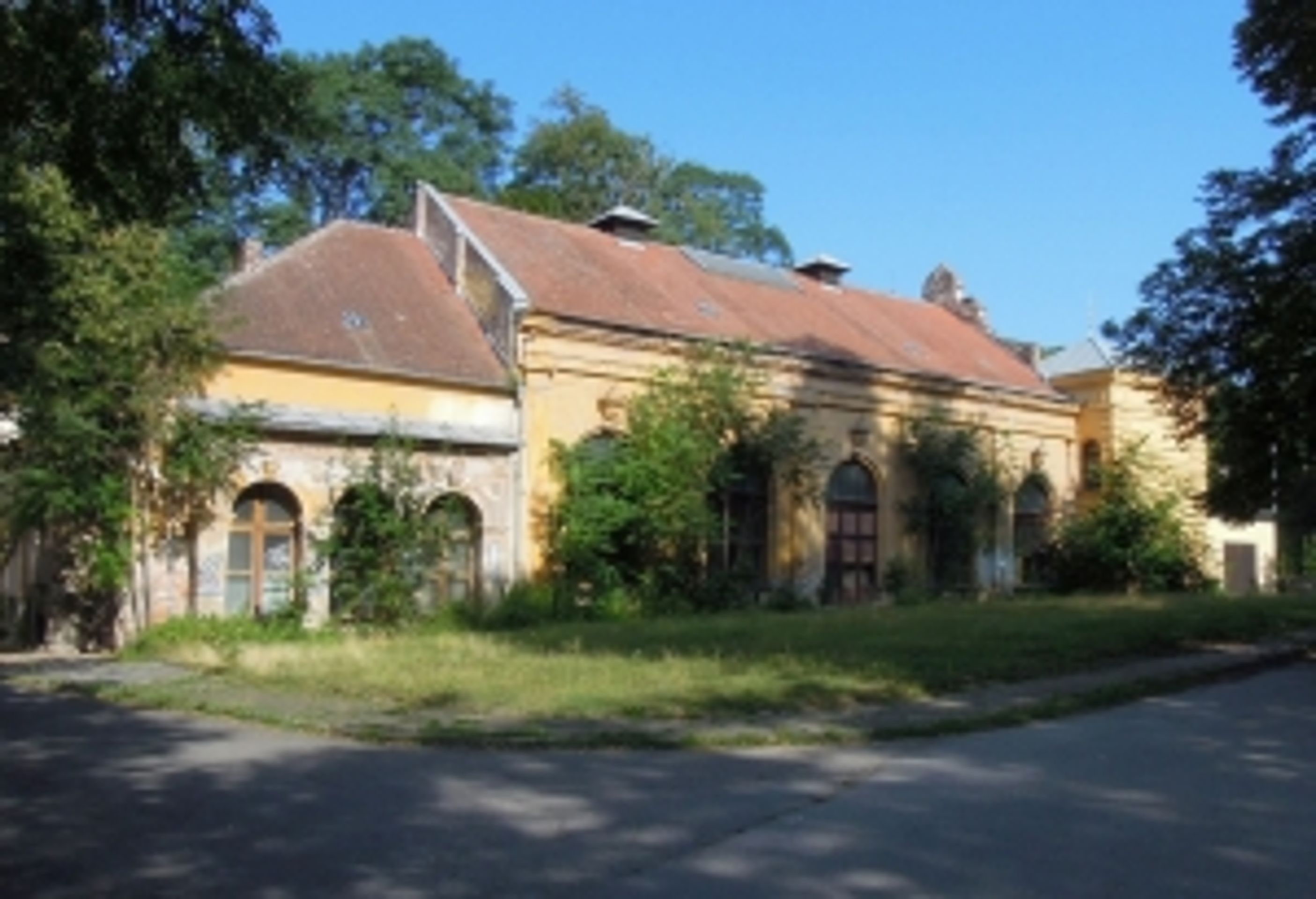 Nabídka nemovitého majetku - tělocvična s pozemky, Pisárky - GALERIE: Nabídka nemovitého majetku (19/45)