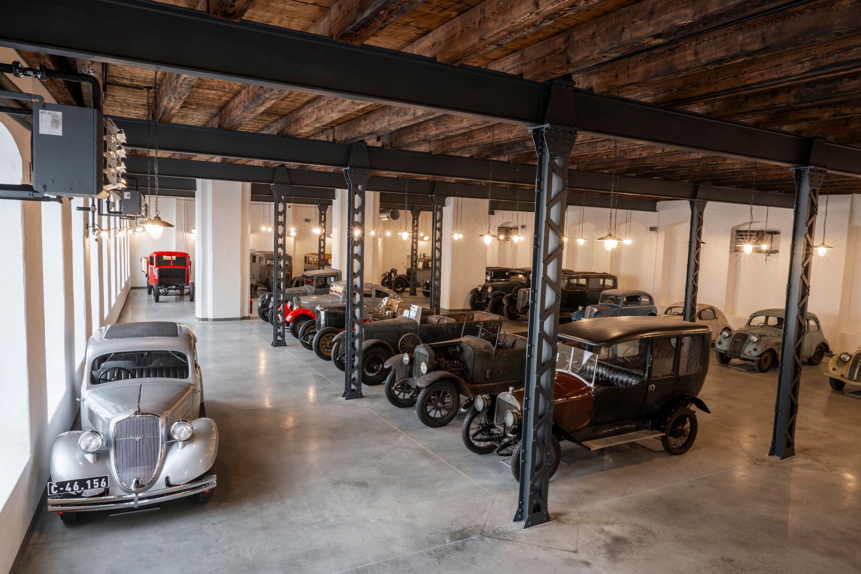 Unikátní historické vozy v nové expozici Škoda Muzea - Škoda Muzeum ukáže unikátní historické vozy před renovací (15/48)