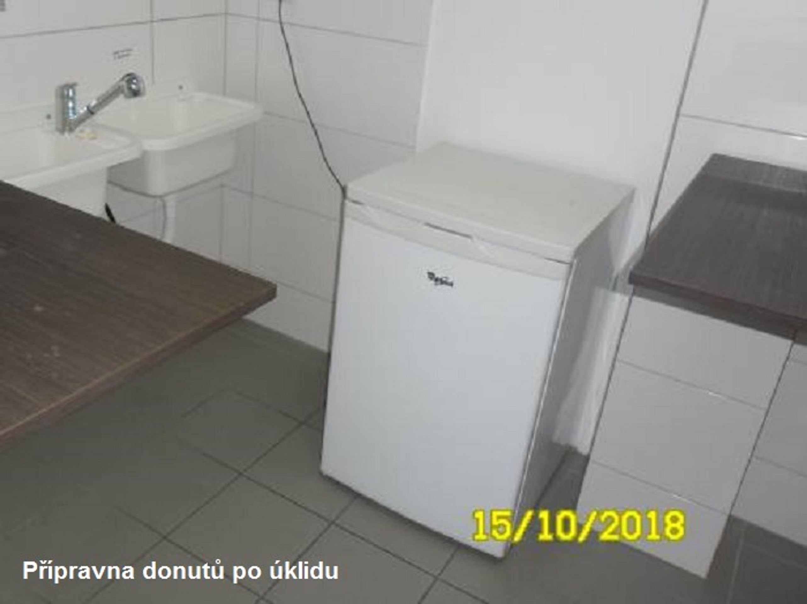 Nevyhovující podmínky v benešovské výrobně donutů - 3 - GALERIE: Nevyhovující podmínky v benešovské výrobně donutů (3/5)