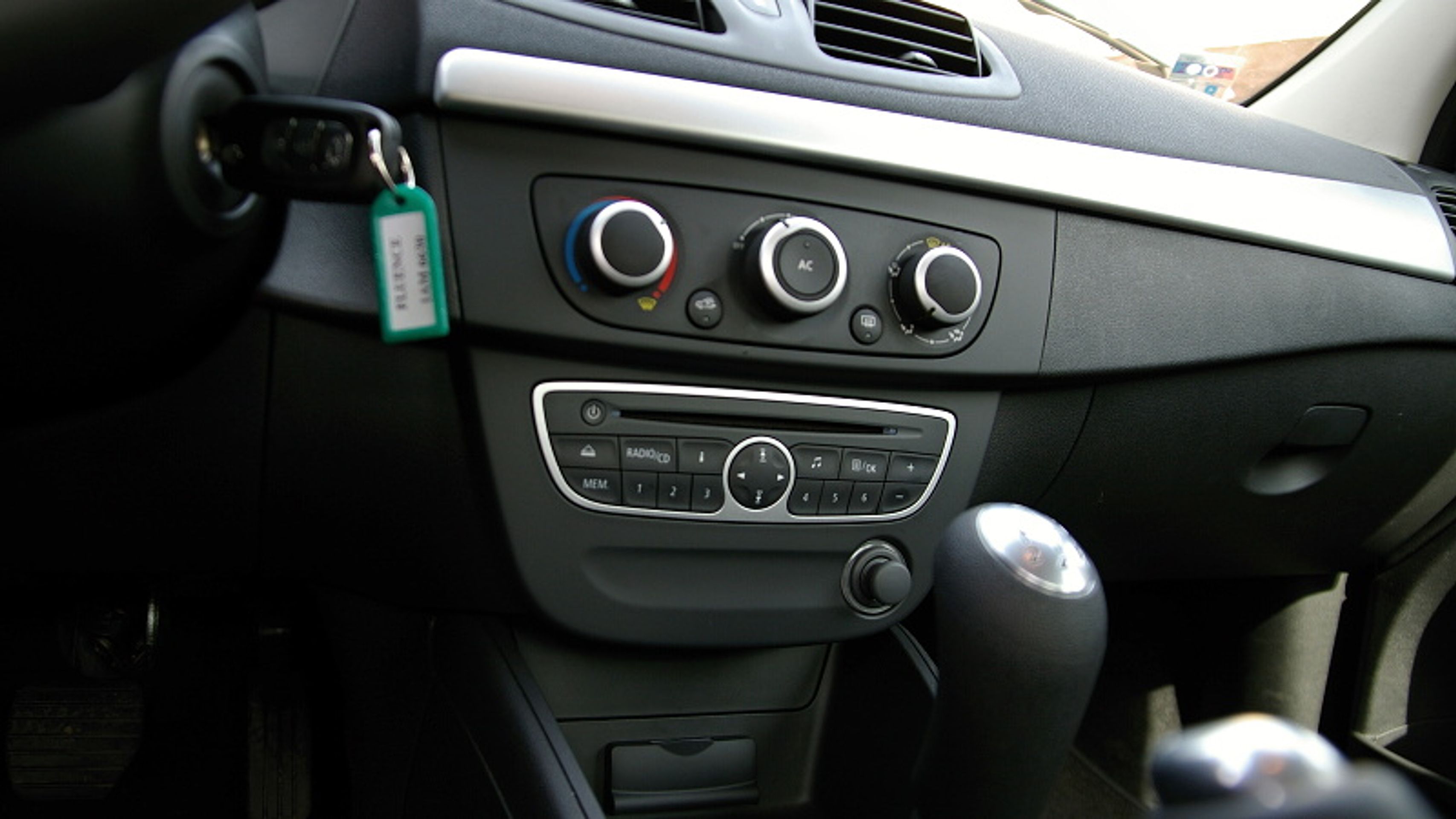 Renault Fluence - 7 - GALERIE Renault Fluence (7/7)