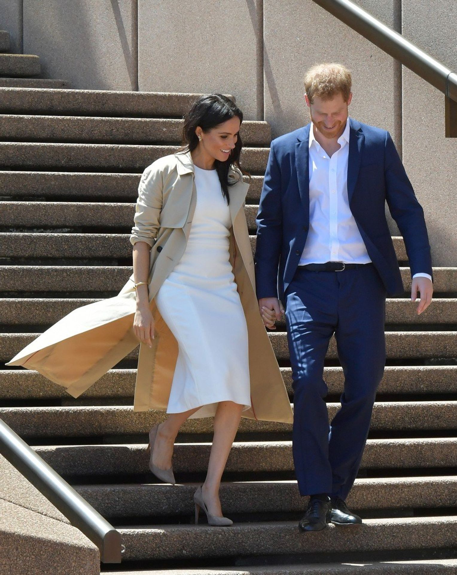Meghan a Harry - 4 - GALERIE: Meghan ukázala těhotenské bříško (5/10)