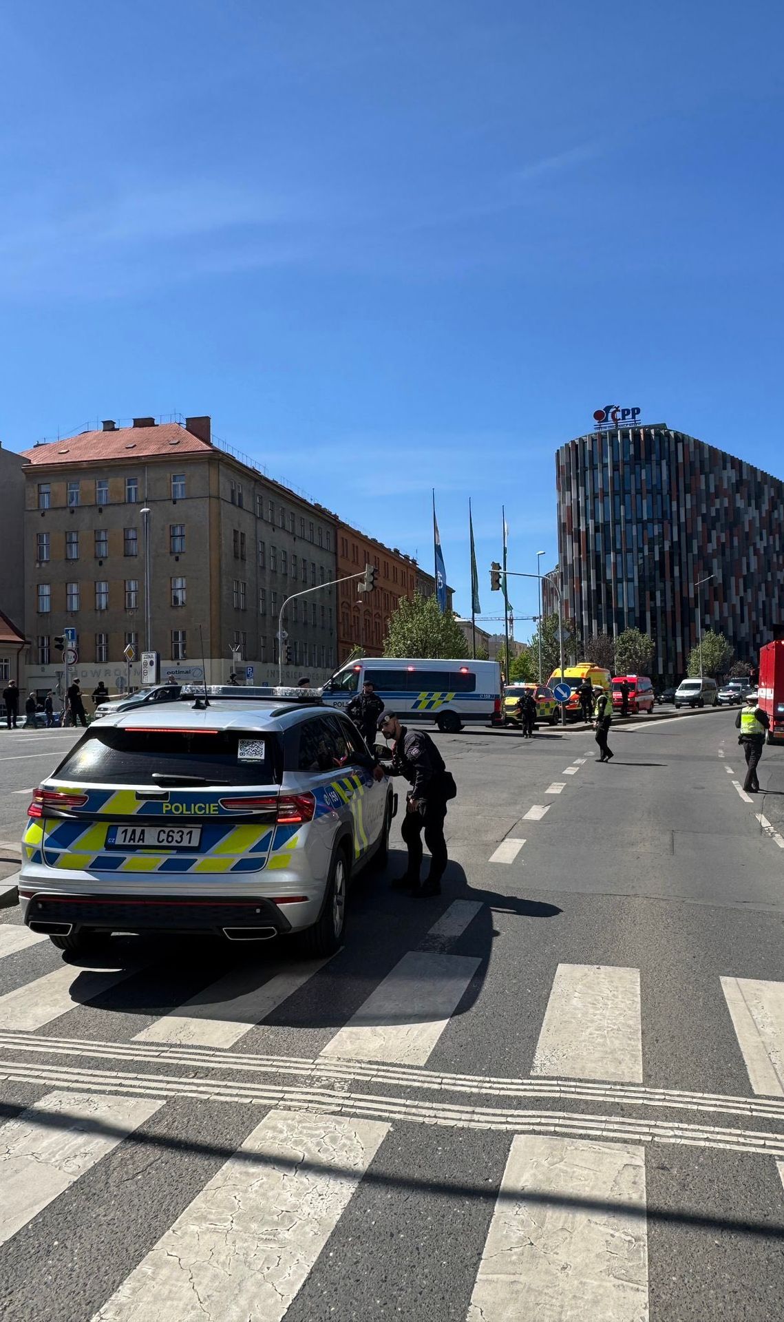 Požár na Rohanském nábřeží - Požár na Rohanském nábřeží (2/3)