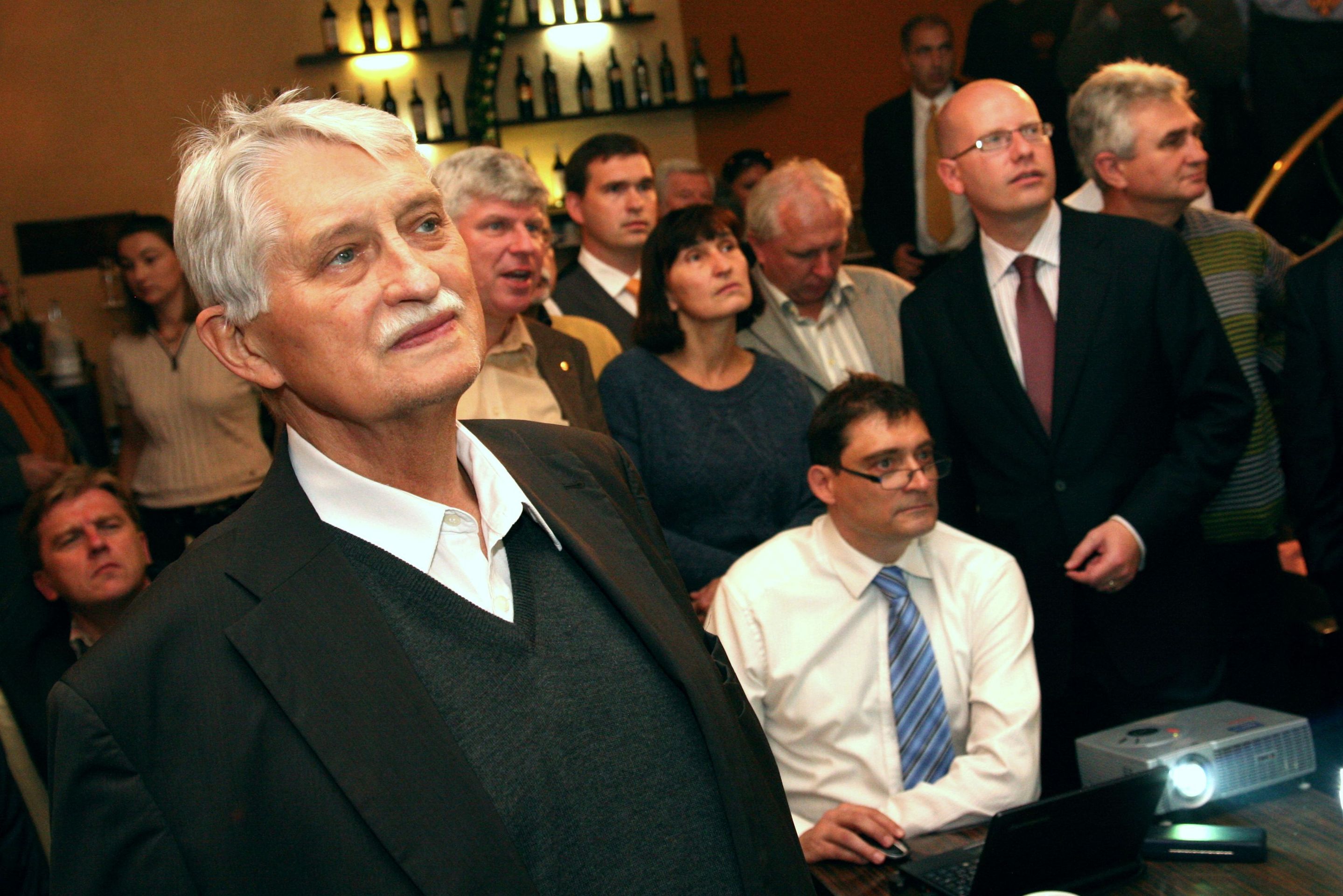 ČSSD v pražské restauraci Hybernia - GALERIE: Volební štáb ČSSD (1/7)