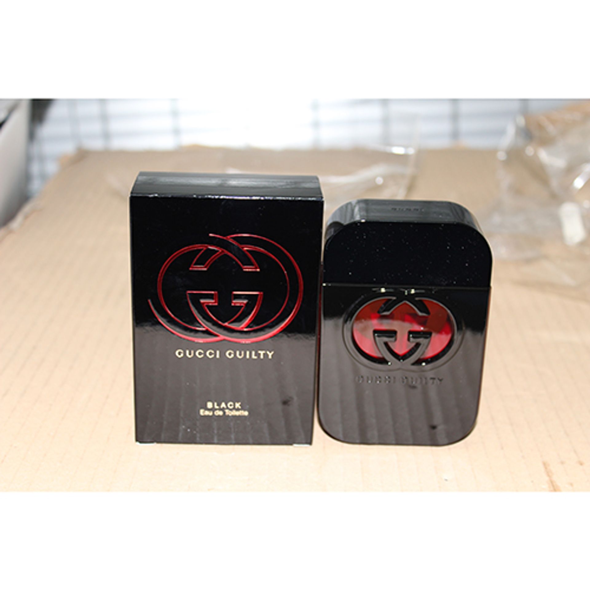 Toaletní voda Gucci Guilty - Nebezpečná kosmetika (13/20)