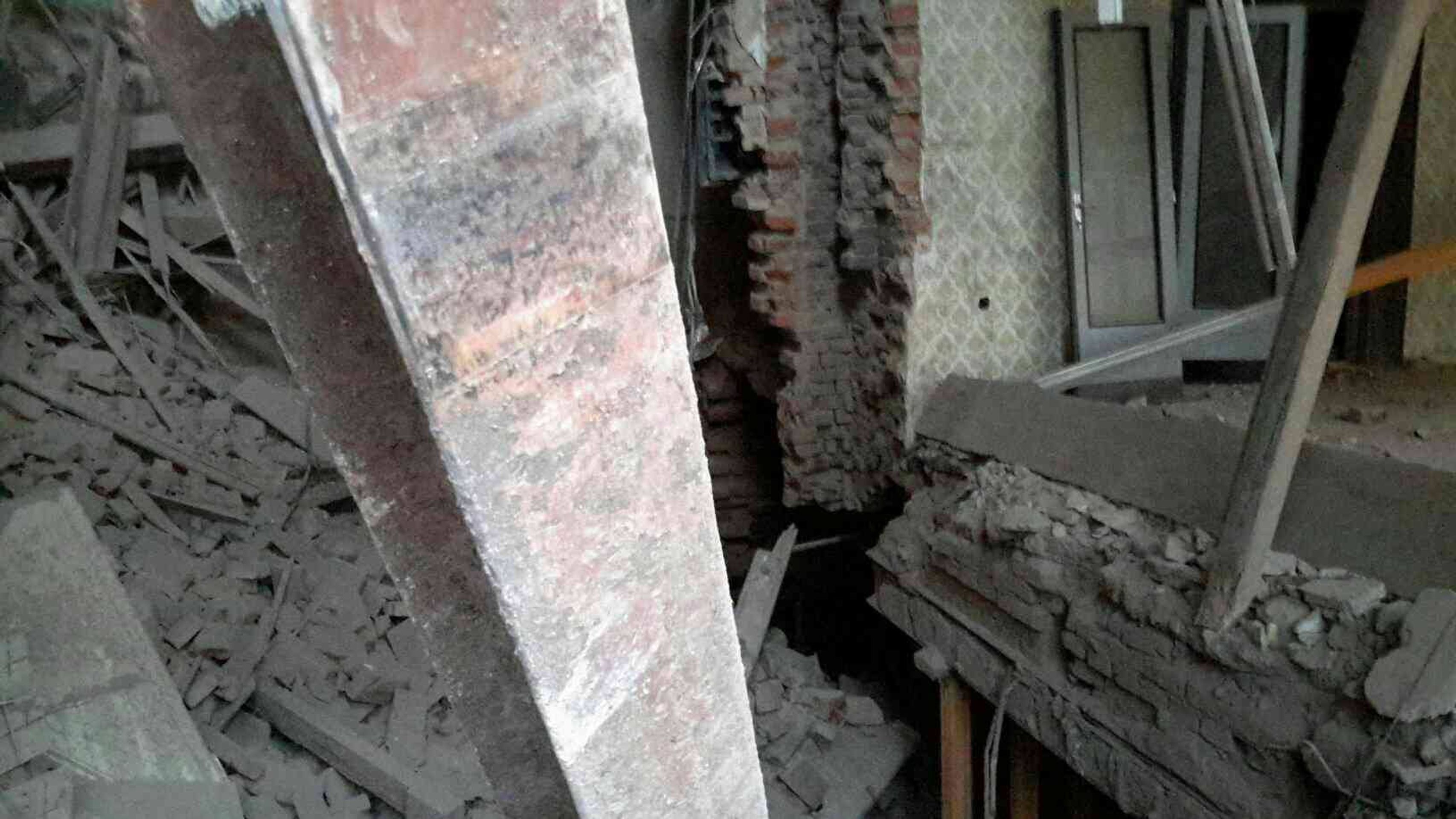 Zřícený hotel Kavkaz - 3 - GALERIE: Hotel Kavkaz (5/7)