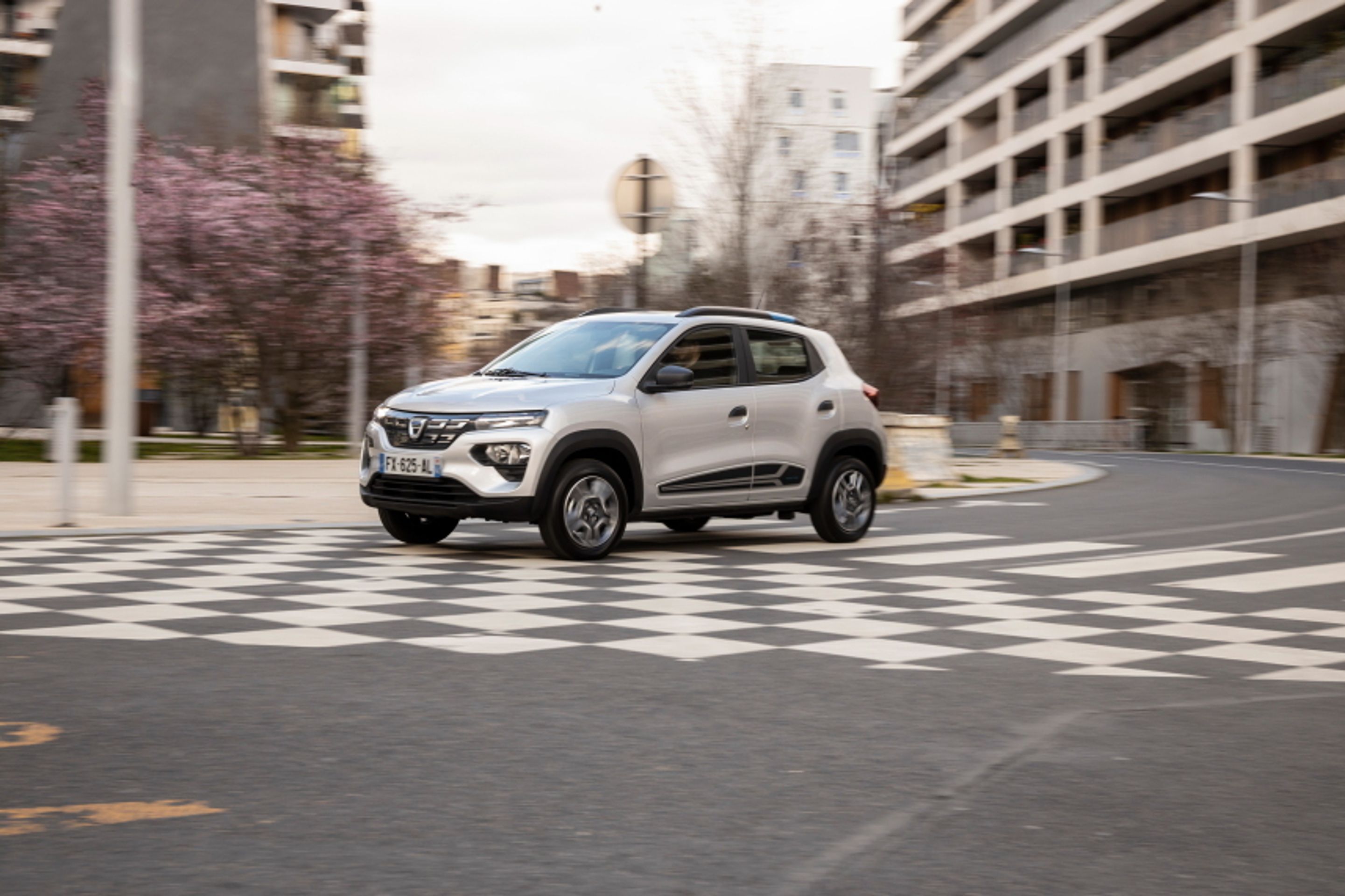Dacia Spring - 27 - Fotogalerie: Dacia Spring má udělat rozruch mez elektromobily (1/23)