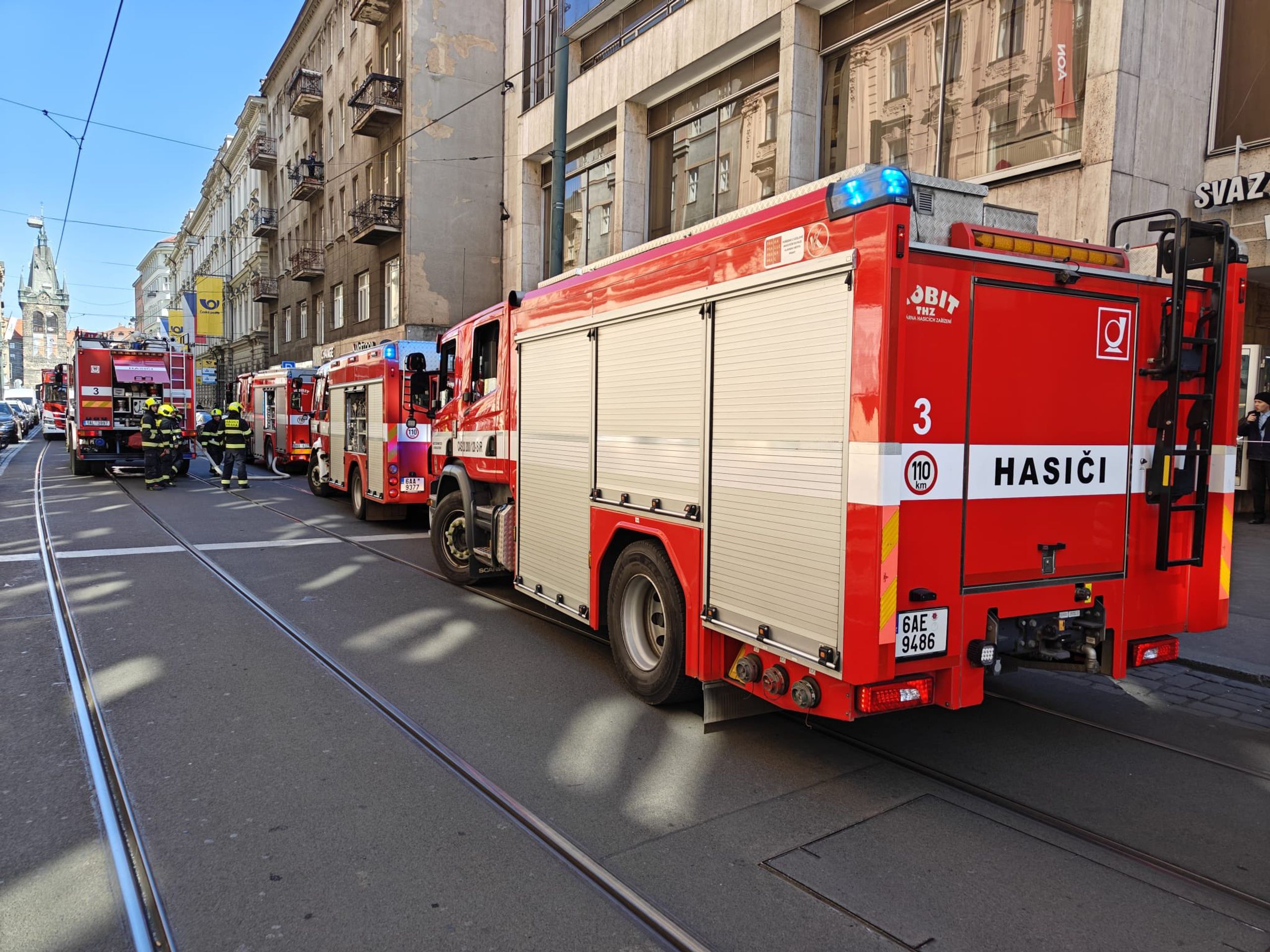Požár na Václavském náměstí (7) - Požár na Václavském náměstí (1/6)