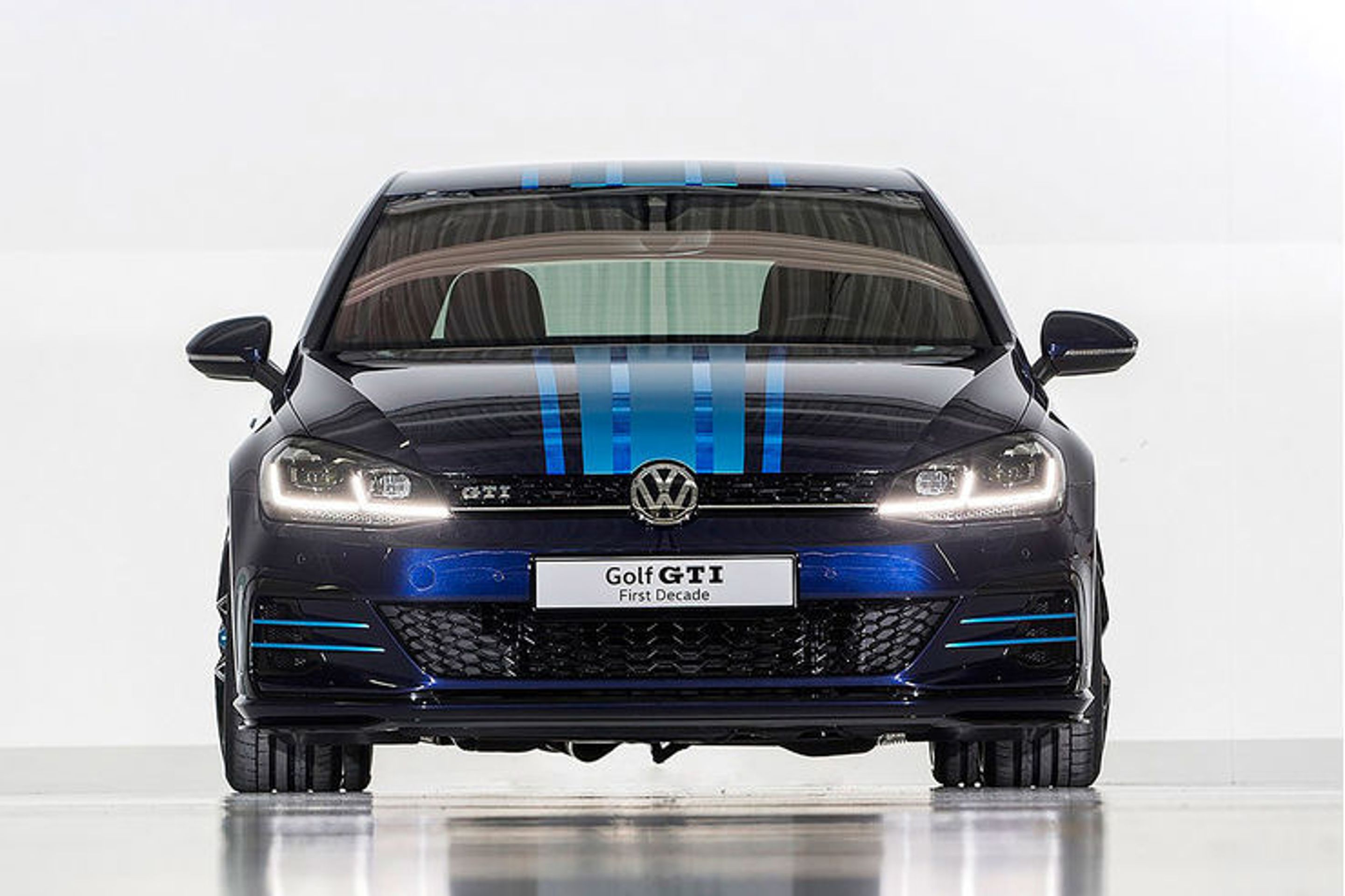 Golf - 47 - GALERIE: VW Golf GTI, speciální model pro Wörthersee (2/24)