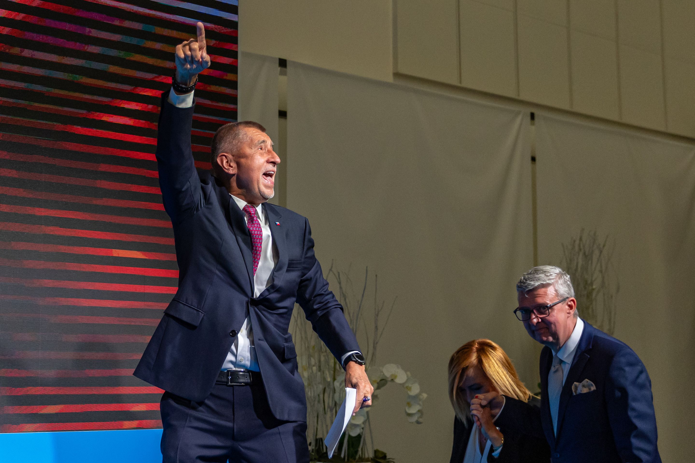 Andrej Babiš ve štábu ANO - Andrej Babiš ve štábu ANO (3/6)