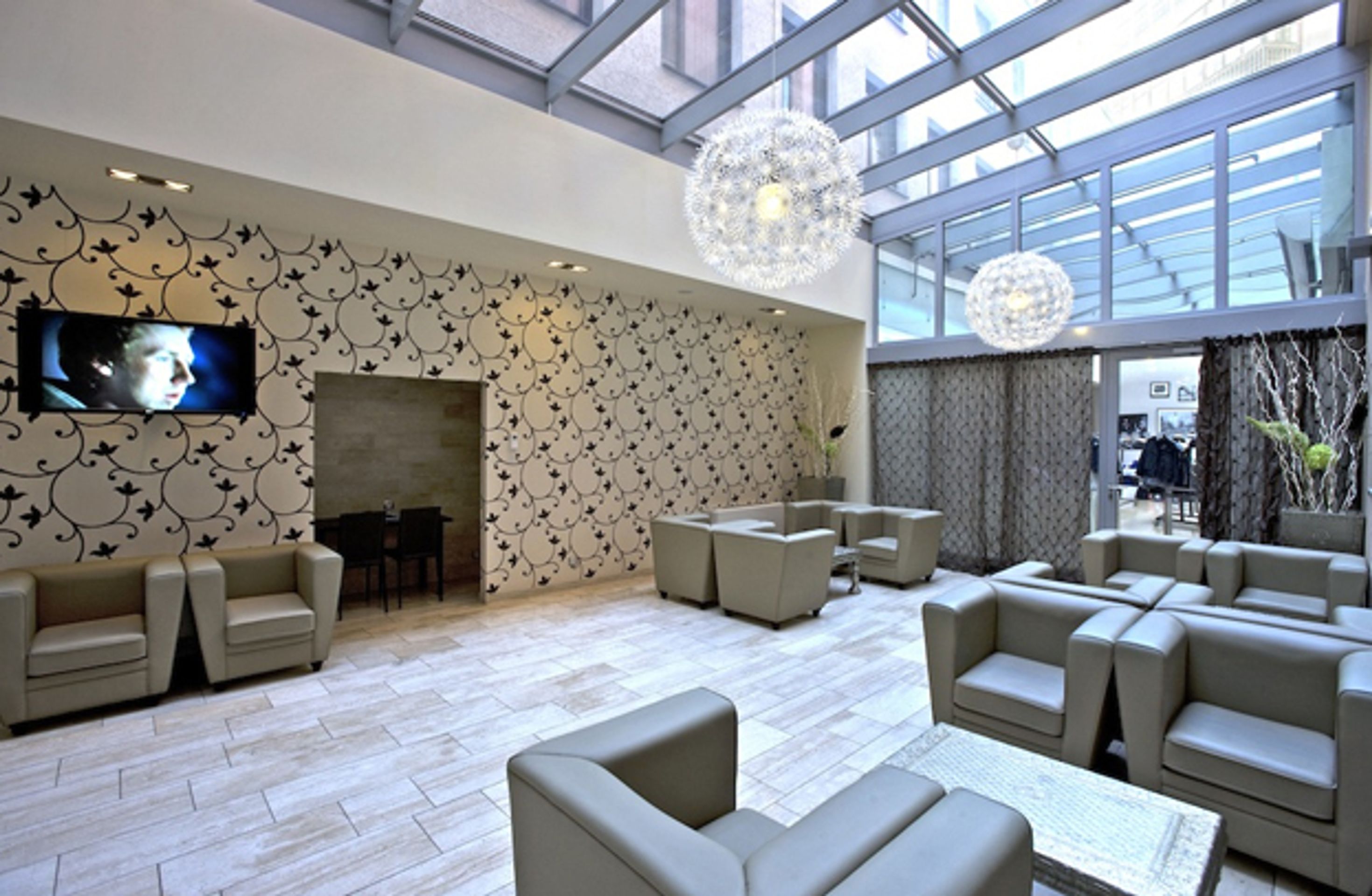 Hotel Elephant - 1 - GALERIE: Hotel Elephant (1/5)