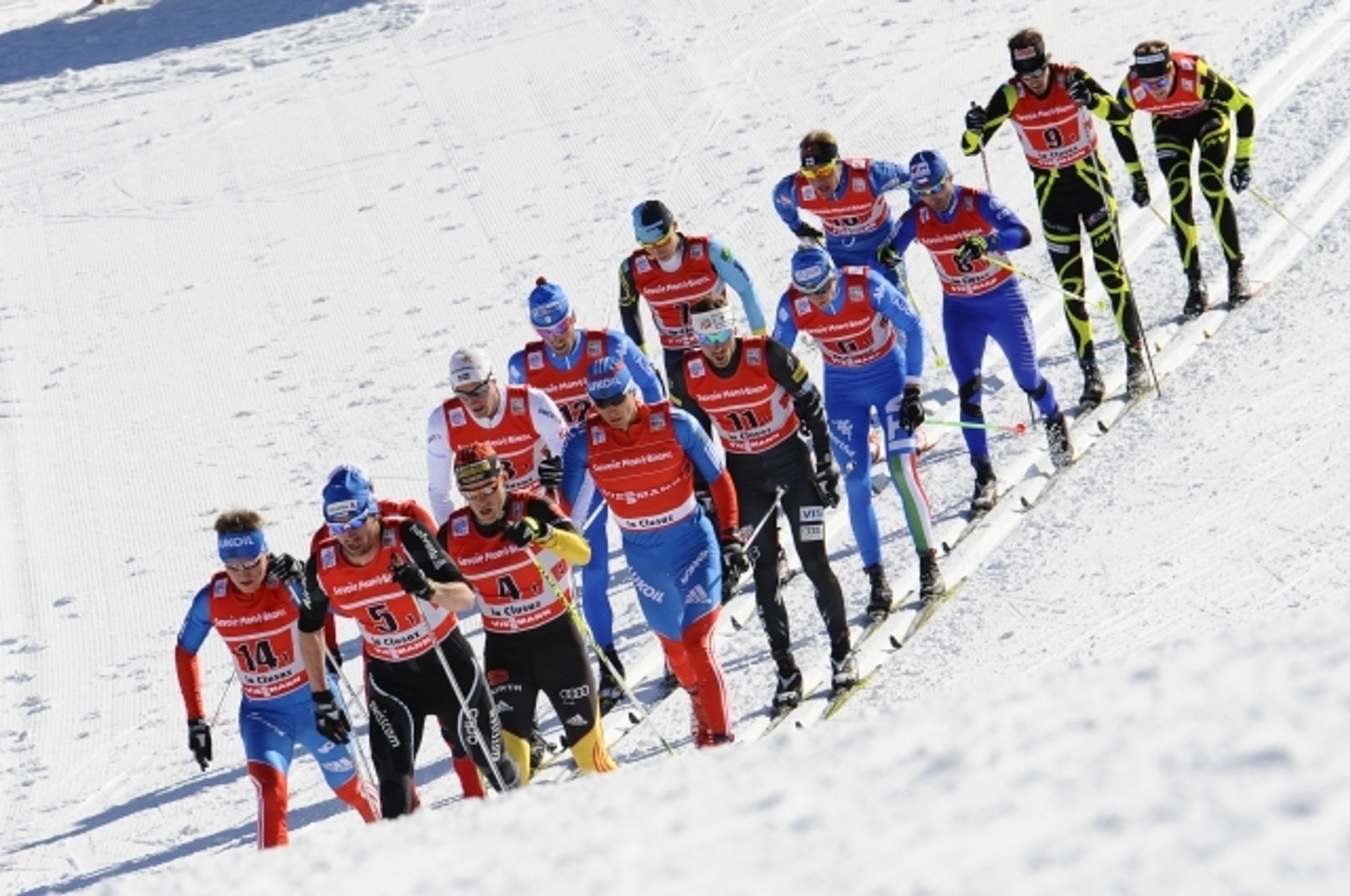 Bronzová štafeta běžců v La Clusaz - 4 - GALERIE: Štafeta lyžařů běžců skončila v La Clusaz třetí (2/5)