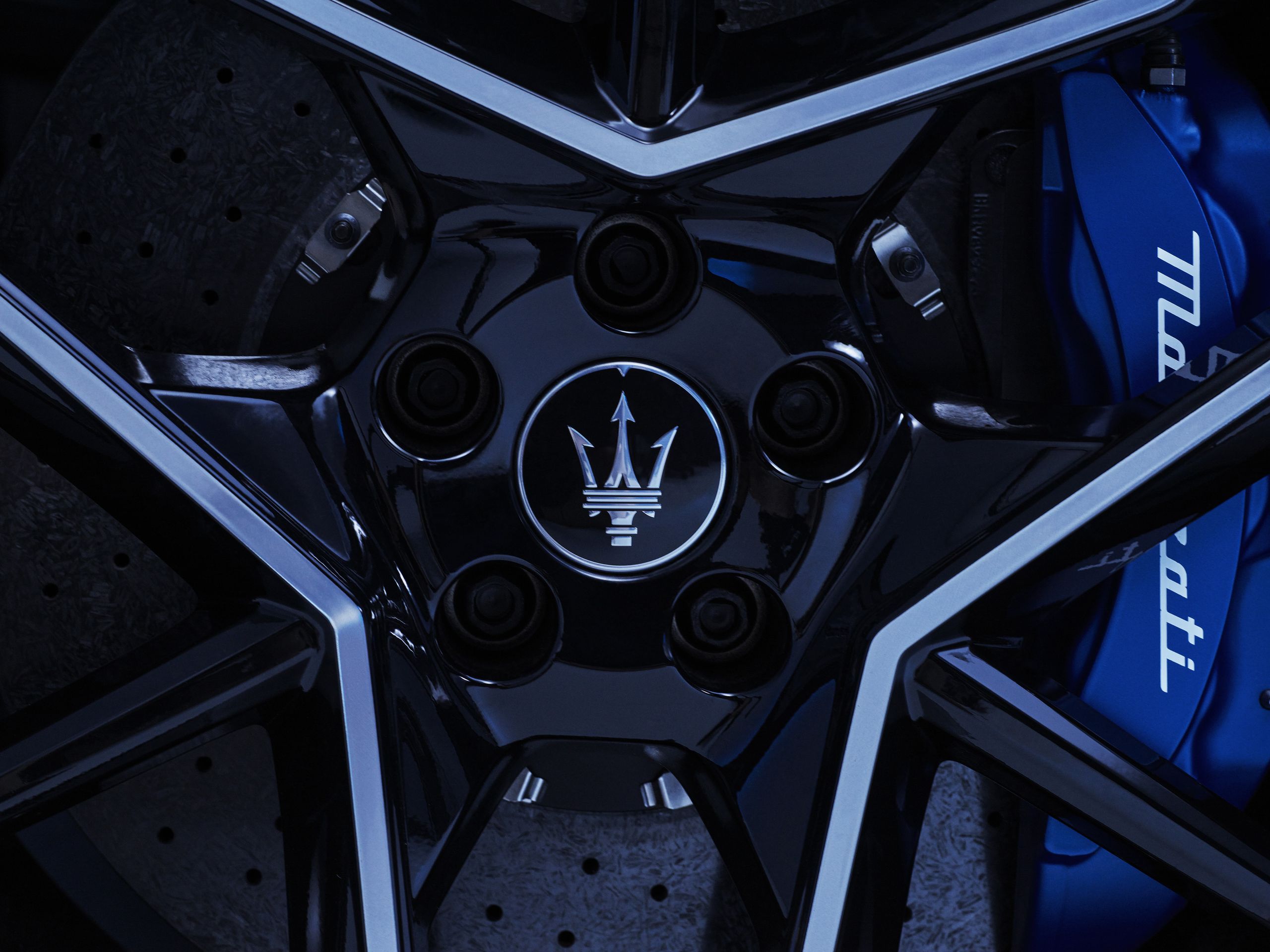 Supersport Maserati MC20 - 45 - Fotogalerie: Luxusní supersport Maserati MC20 (25/32)