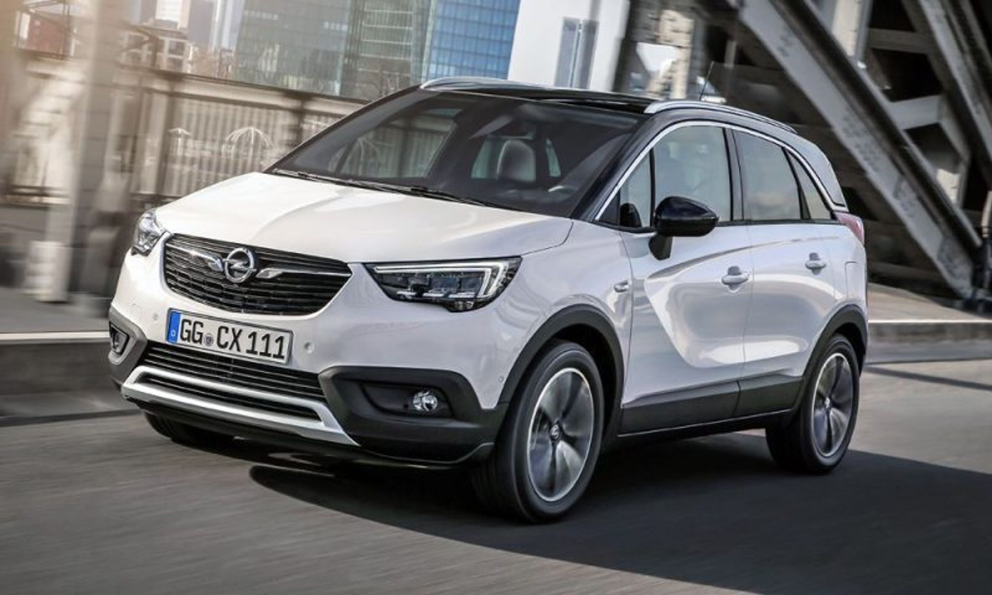 Opel rozhýbal prodeje Crosslandu X (1392 zákazníků proti 559 v roce 2017) a rostl zájem také o větší Grandland, který ale nastopuil na český trh až ke konci roku 2017. - Fotogalerie: Skokani roku 2018 (6/15)