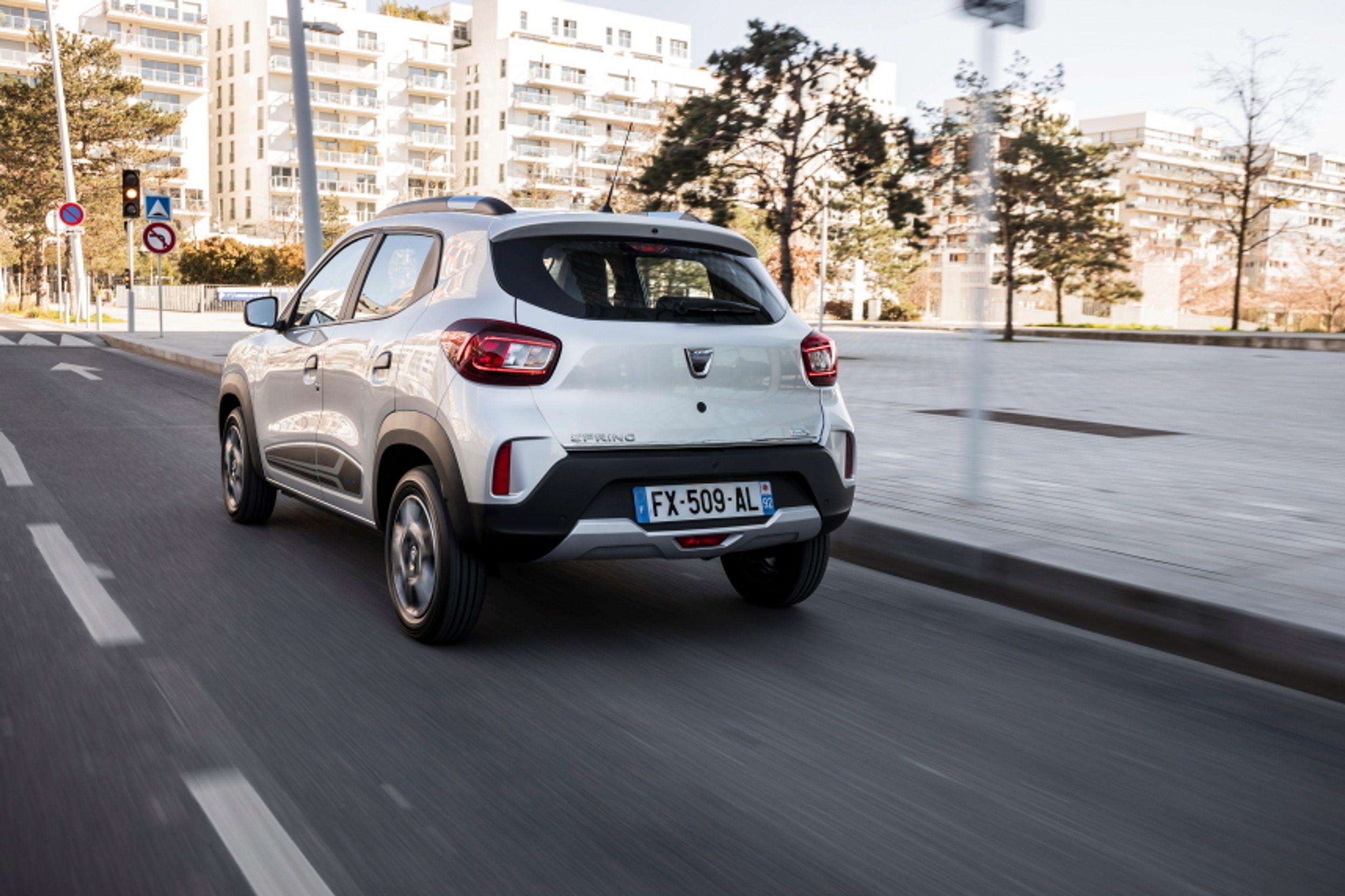 Dacia Spring - 14 - Fotogalerie: Dacia Spring má udělat rozruch mez elektromobily (16/23)