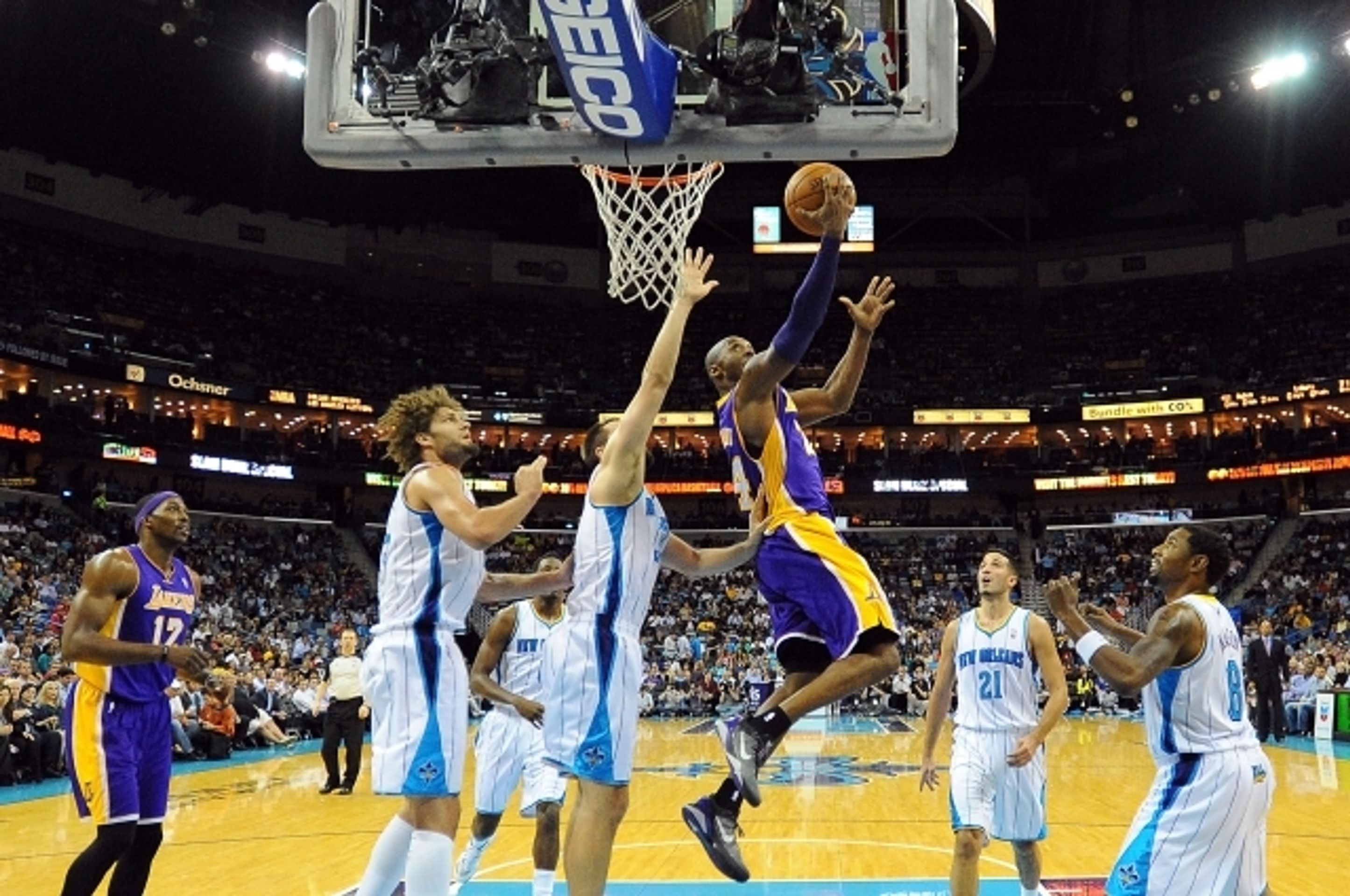 Kobe Bryant 30 000 bodů - 5 - GALERIE: Kobe Bryant nastřílel 30 000 bodů (8/10)