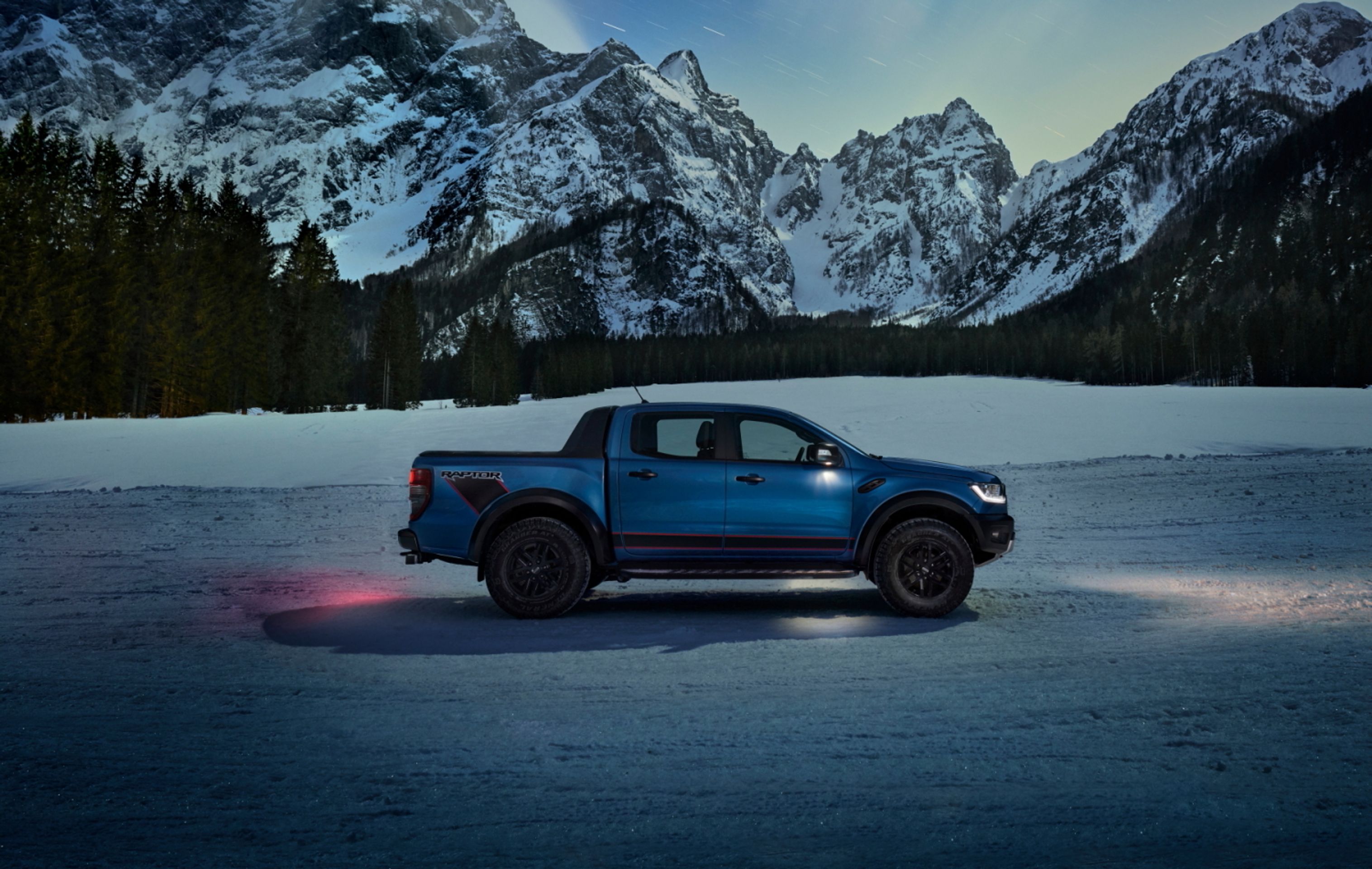 Ford Ranger Raptor Special Edition - 6 - Fotogalerie: Drsný Ford Raptor v limitované edici (9/9)