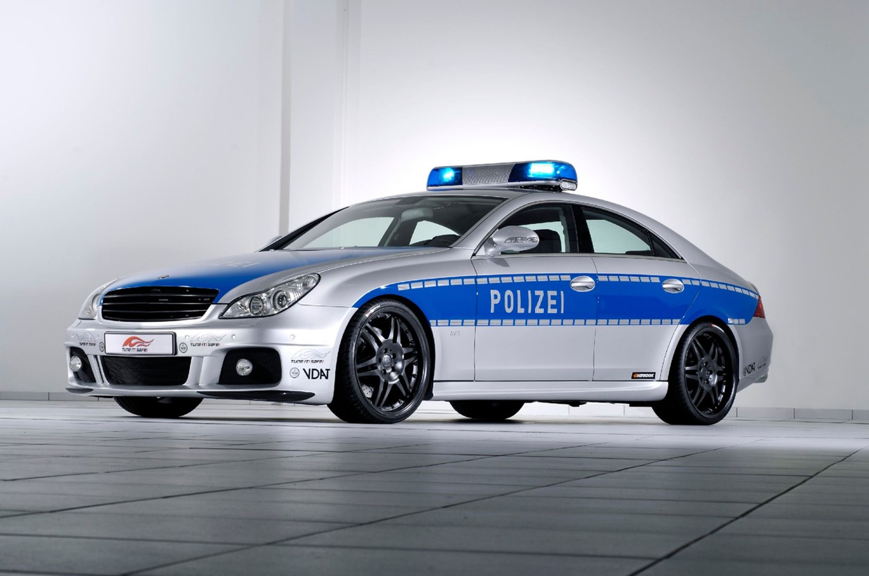 Brabus Rocket - GALERIE: Policejní vozy (7/10)