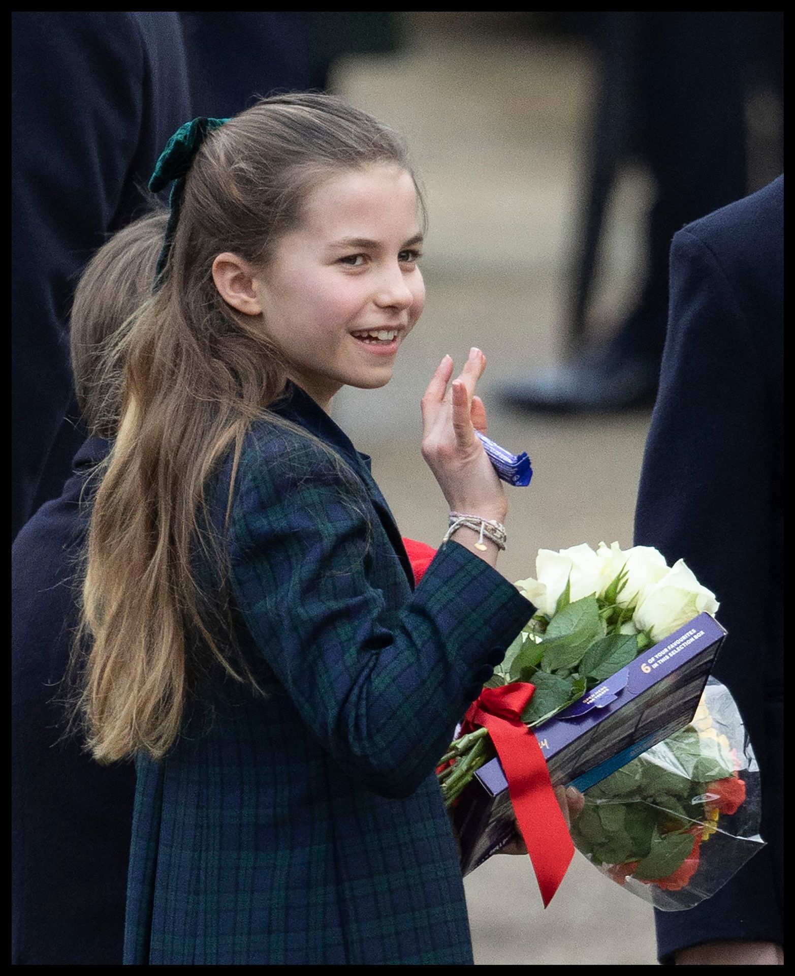 Princezna Charlotte, 25. 12. 2024 Vánoční procházka do kostela v Sandringhamu (2) - Královská rodina (8/32)