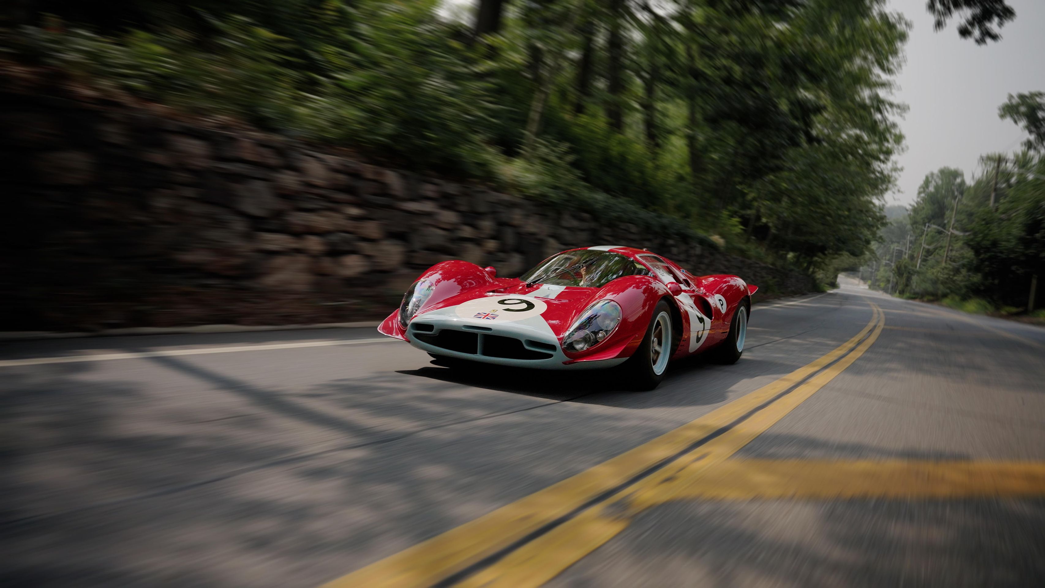 Vzácné Ferrari 412P z roku 1967 - Jeden z nejvzácnějších závodních vozů jde do dražby (16/18)