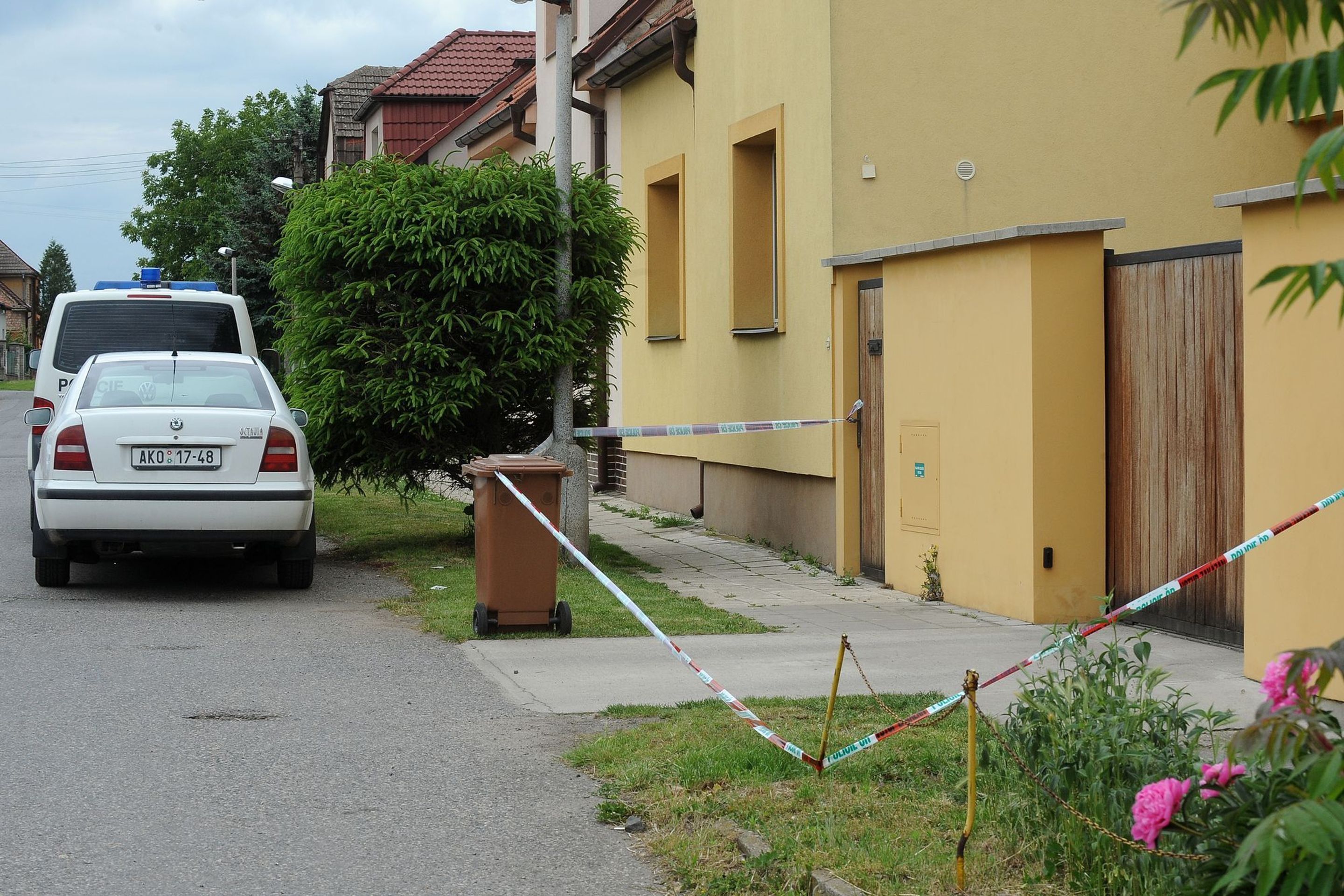 Vyšetřování vraždy v Kostelci nad Labem - 1 - GALERIE: Vyšetřování vraždy v Kostelci nad Labem (7/7)