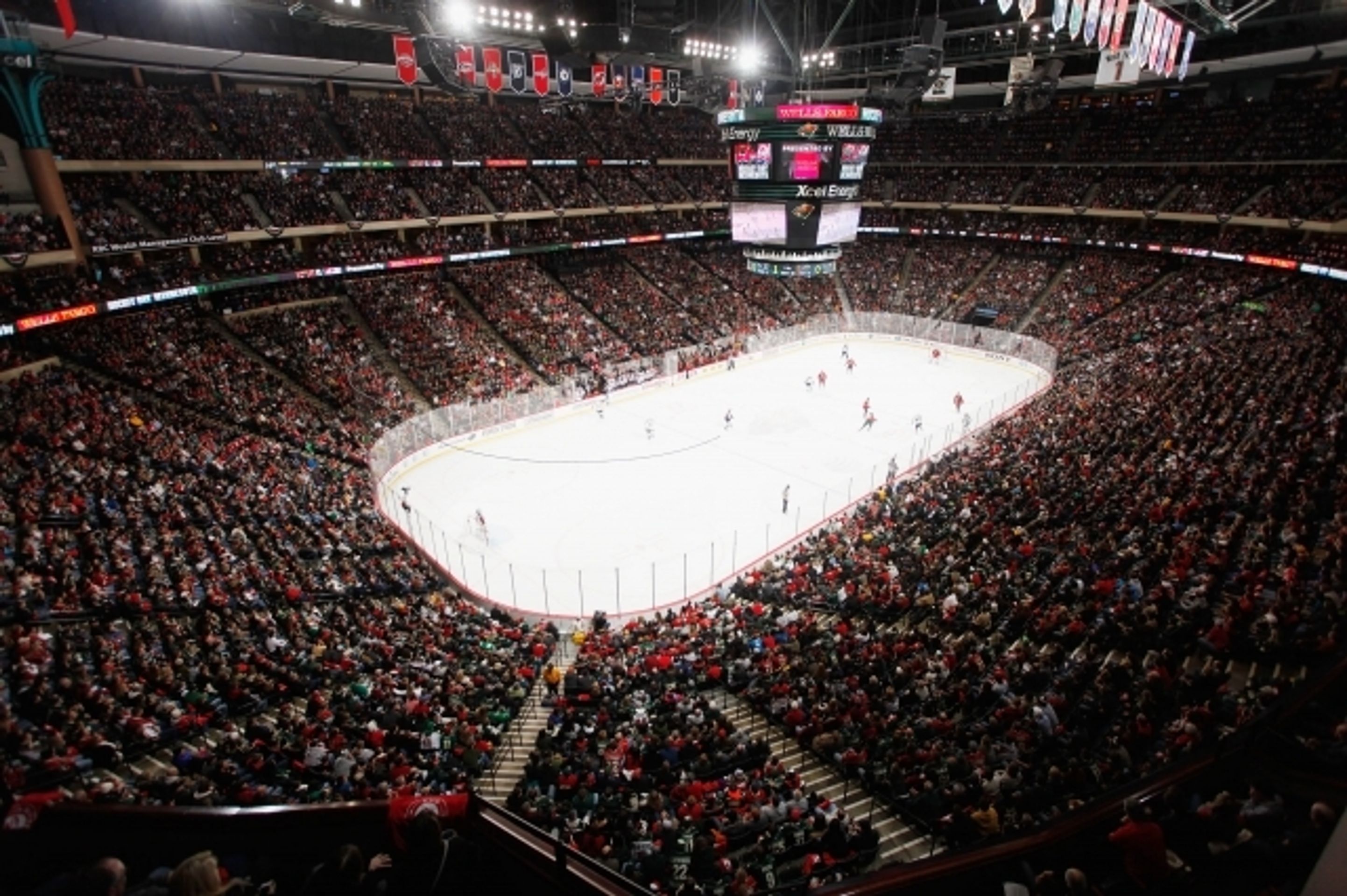 XCel Energy Center - 1 - GALERIE: Hala, kde se Jágrovi nedaří (2/6)