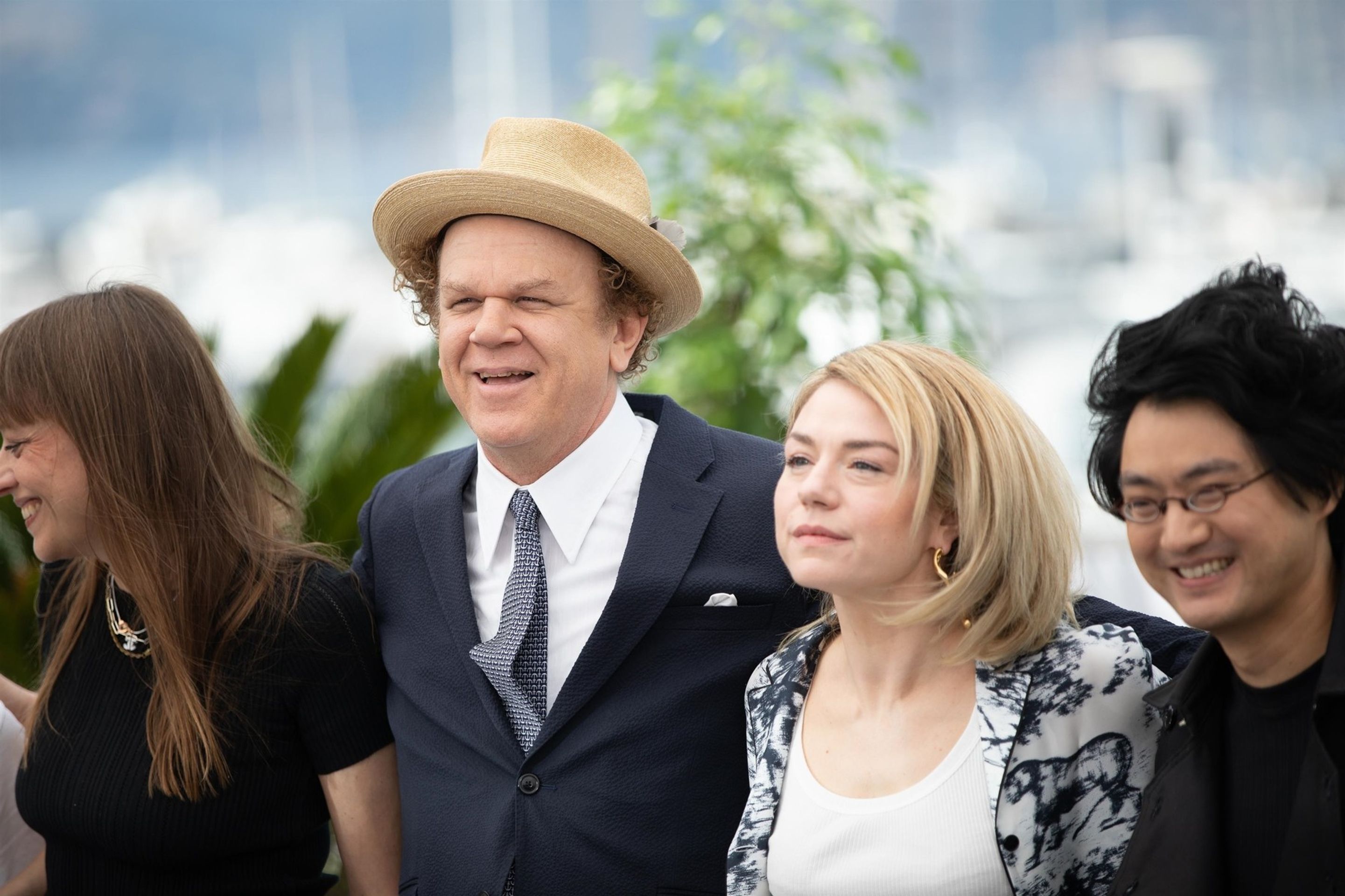 Émilie Dequenneová a John C. Reilly, 17. 5. 2023 Filmový festival v Cannes - Émilie Dequenneová (4/5)