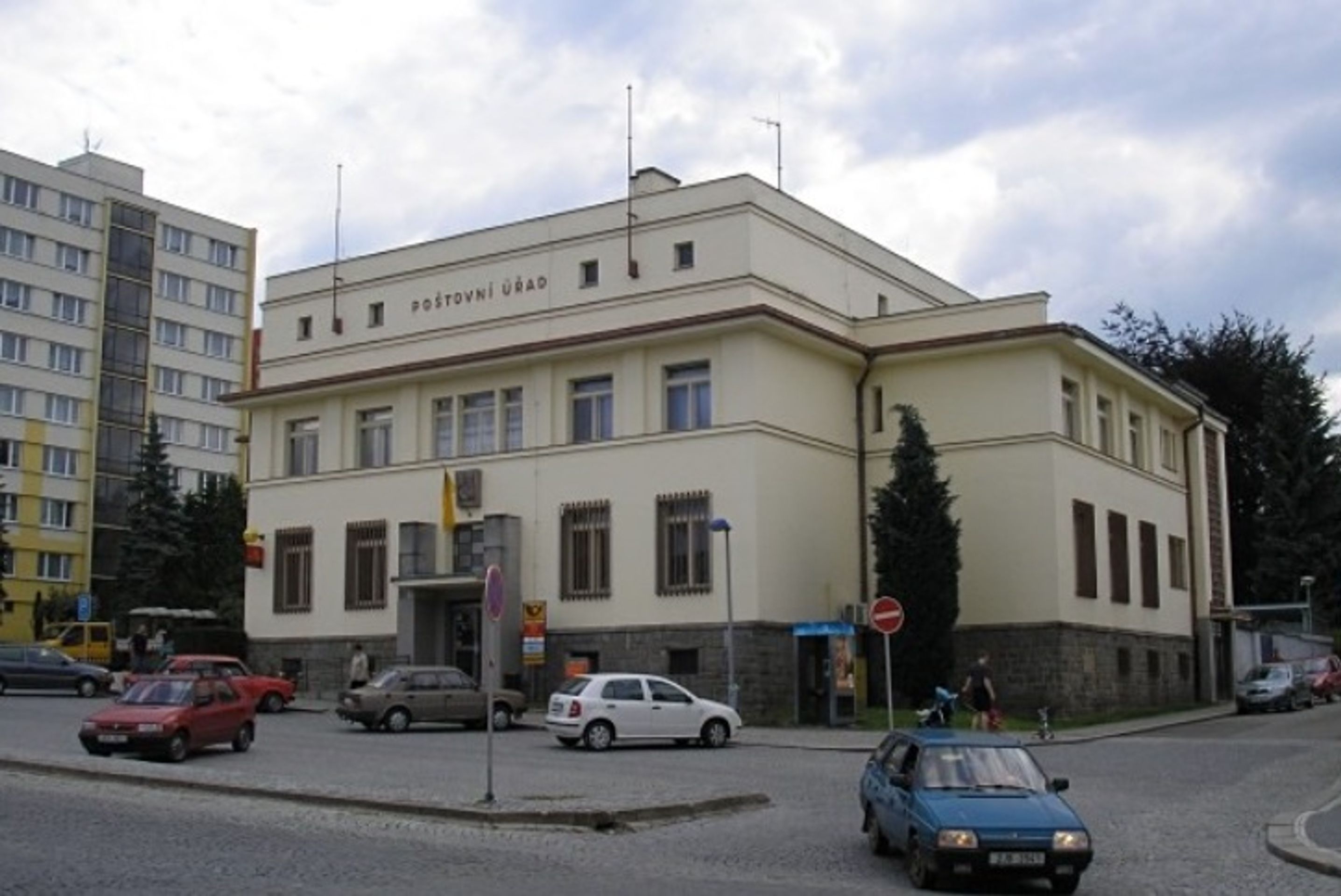 Česká pošta se zbavuje majetku - Česká pošta rozprodává majetek (10/10)